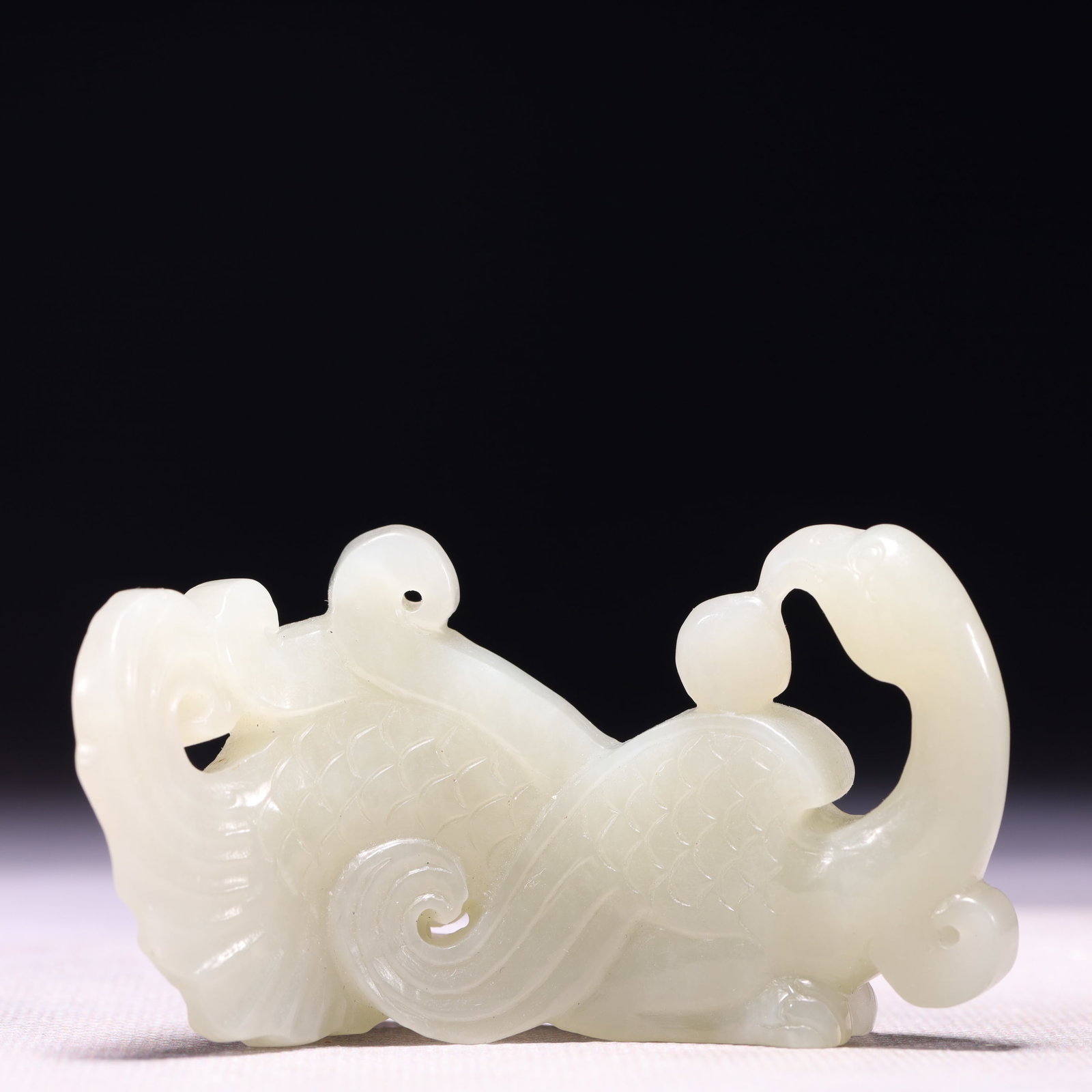 A Rare White Jade Phoenix Pattern Ornament - 6