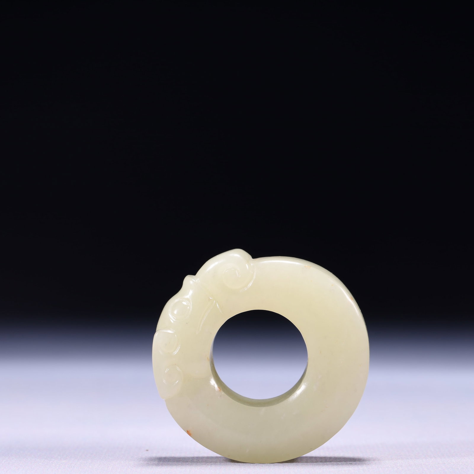 An Exquisite White Jade Beast Pattern Thumb Ring - 5