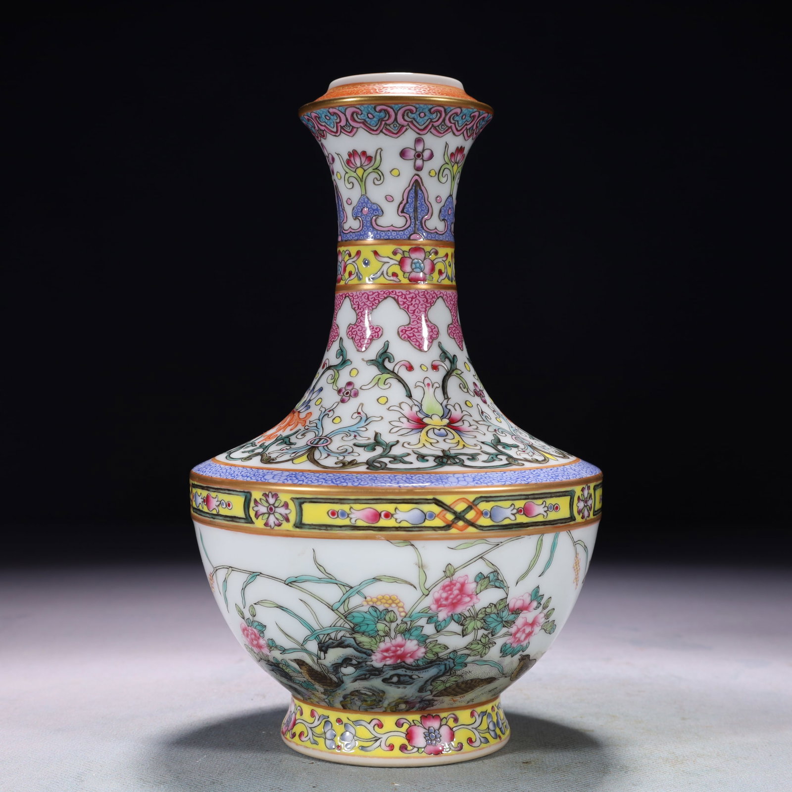 An Exquisite Enamel Painted Gold Flower and Bird Pattern Vase,with poem: An Exquisite Enamel Painted Gold Flower and Bird Pattern Vase,with poem,Qing Dynasty,China,Qianlong Six-character Mark,Size:5.1inx8.3in,Weight:550g