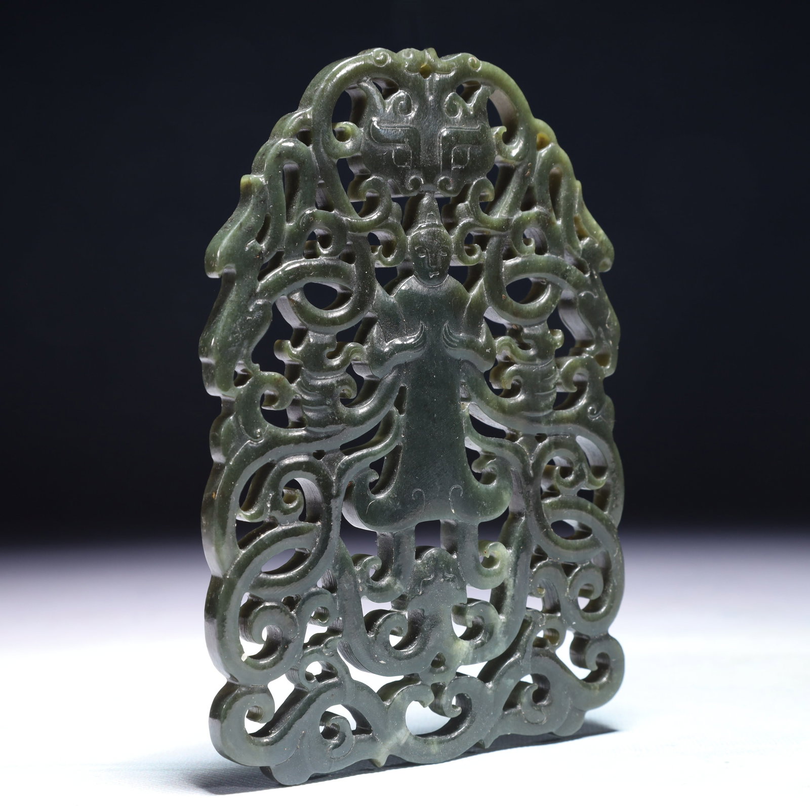 An Exquisite Jasper Figure Pattern Pendant - 4