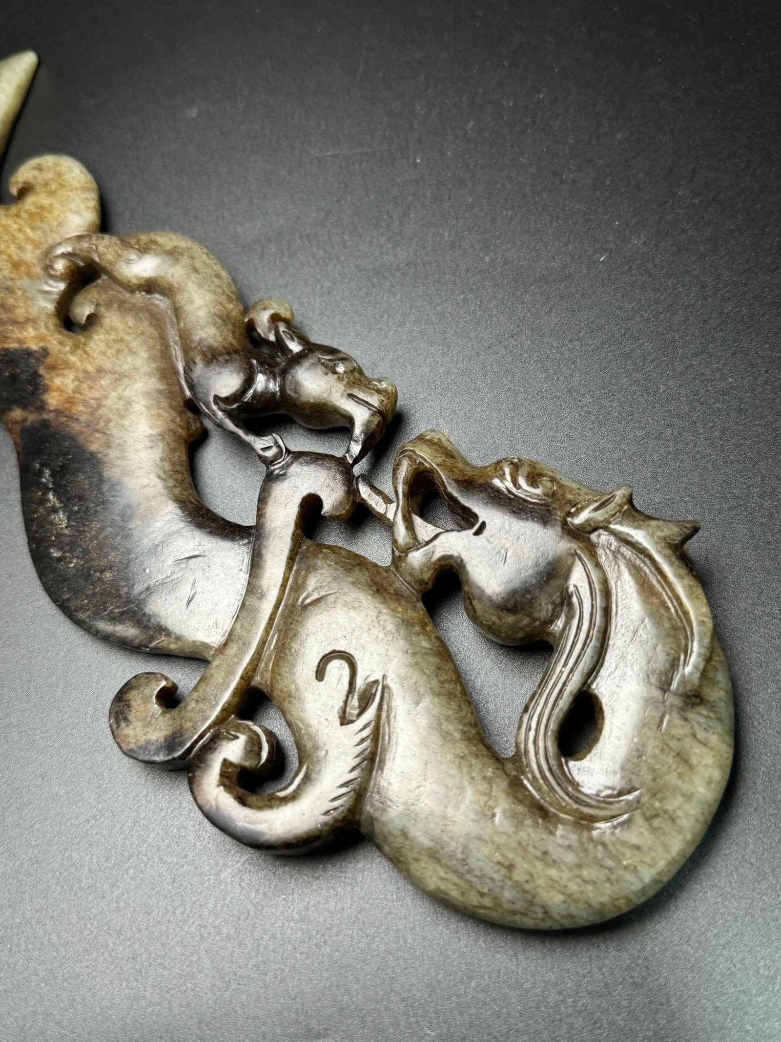 An Exquisite Archaic Jade Dragon Pattern Sword - 7