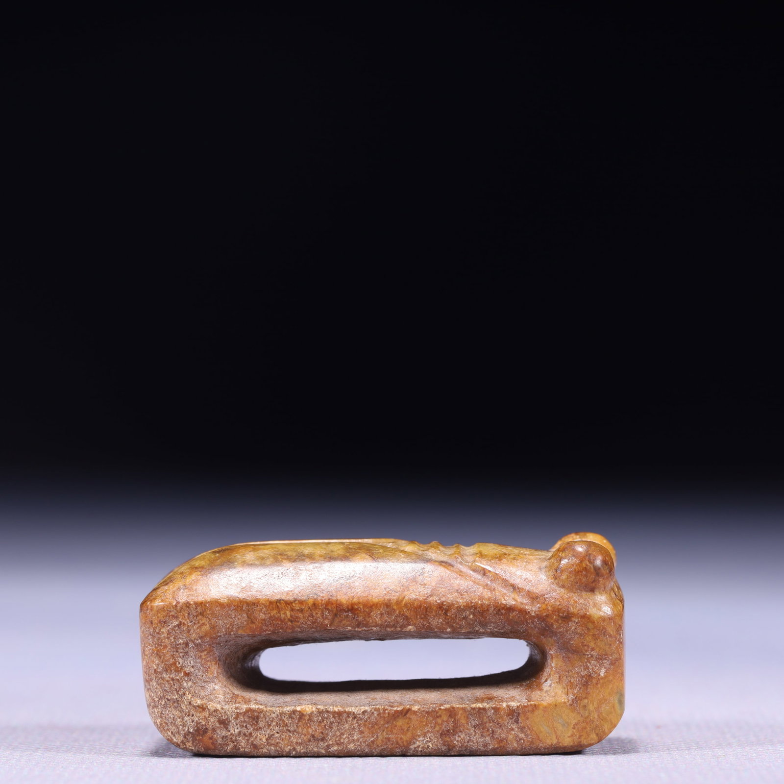 An Exquisite Archaic Jade Cicada Ornament: An Exquisite Archaic Jade Cicada Ornament,Ancient Time,China,Size:2inx0.8inx0.8in,Weight:48g 高古玉蝉摆件,中国远古时期
