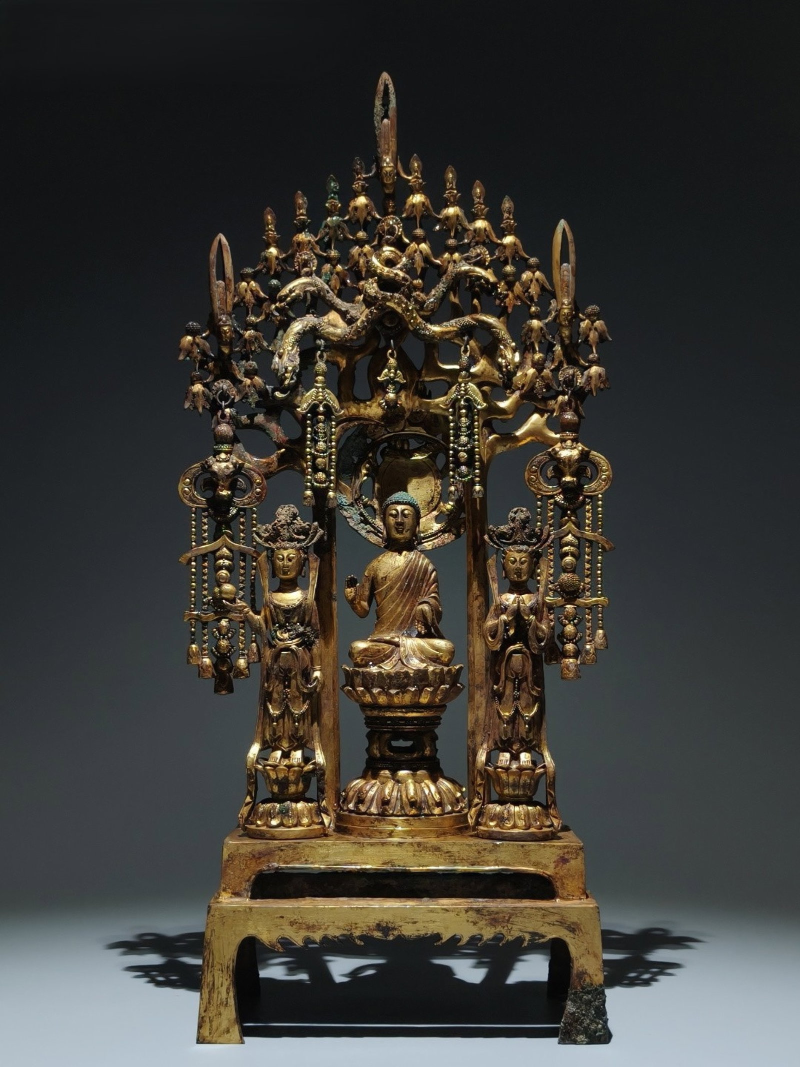 A Solemn Gilt Bronze Statue of Sakyamuni,With Inscription: A Solemn Gilt Bronze Statue of Sakyamuni,With Inscription,Tang Dynasty,China,Size:21.9inx10.2inx4.3in