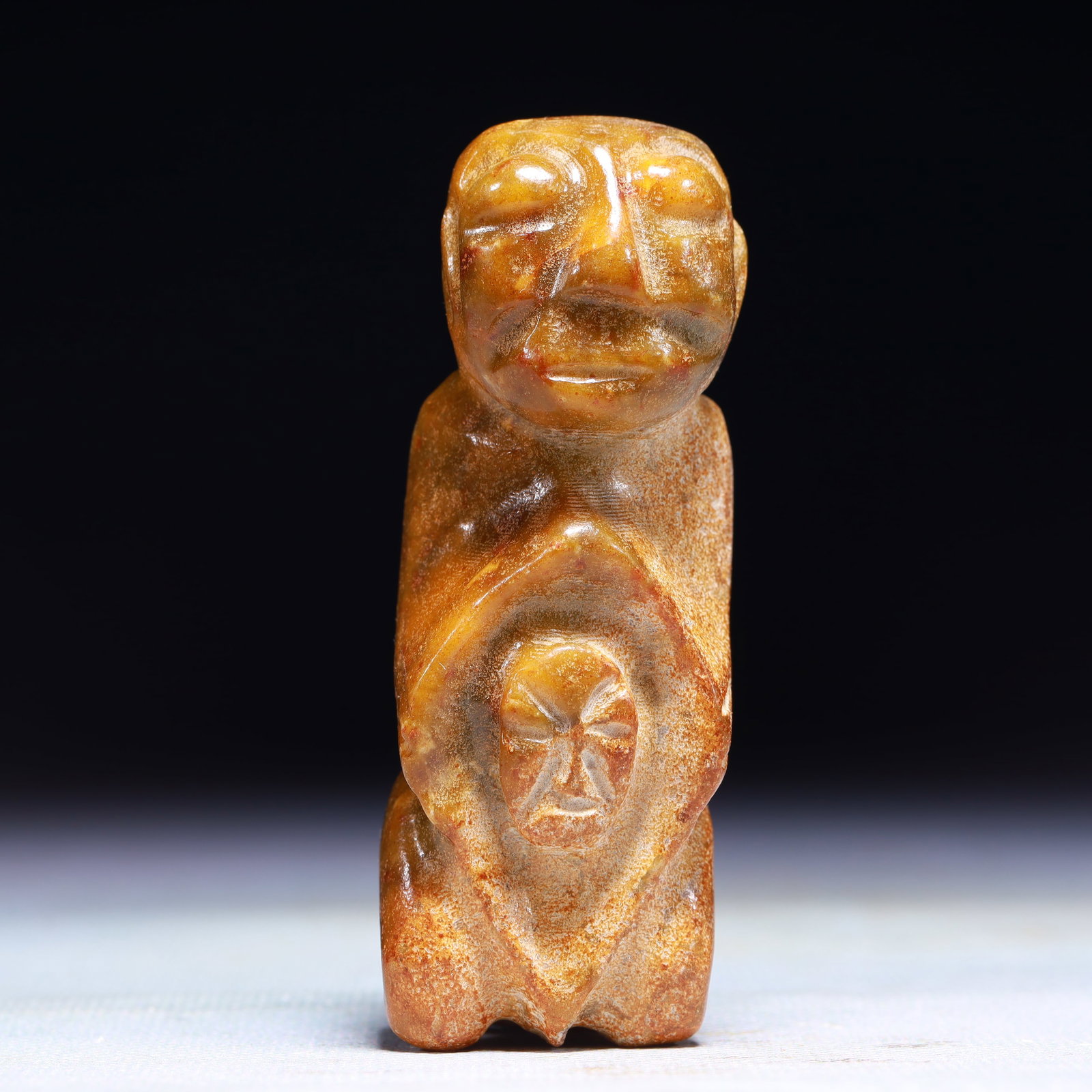 An Exquisite Hongshan Culture Figure Ornament: An Exquisite Hongshan Culture Figure Ornament,Ancient Time,China,Size:1.2inx0.8inx3.1in,Weight:111g 红山文化人物摆件中国新石
