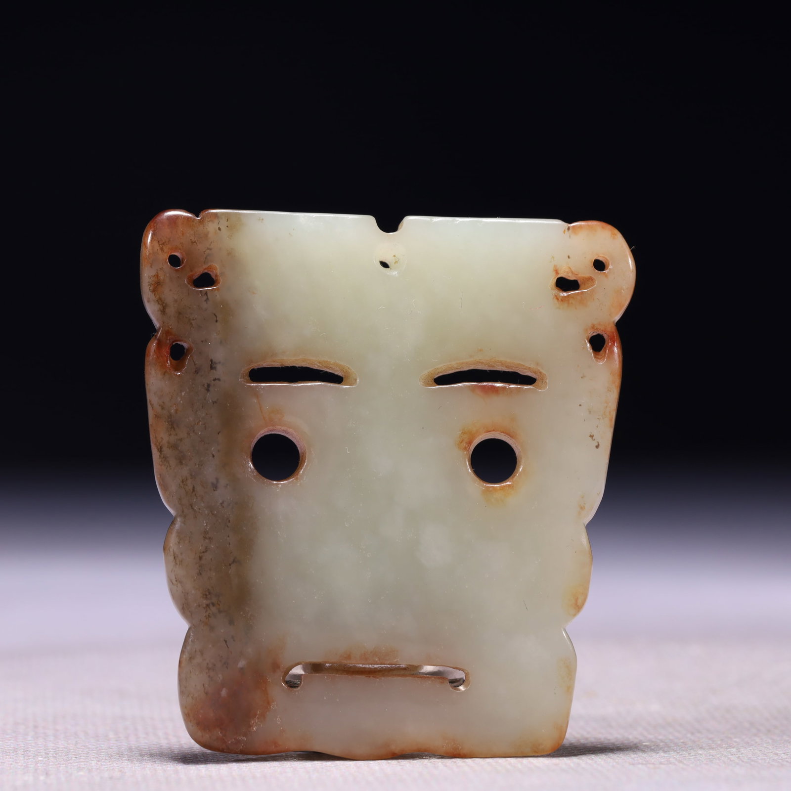 An Exquisite White Jade Figure-Face Pattern Pendant - 4