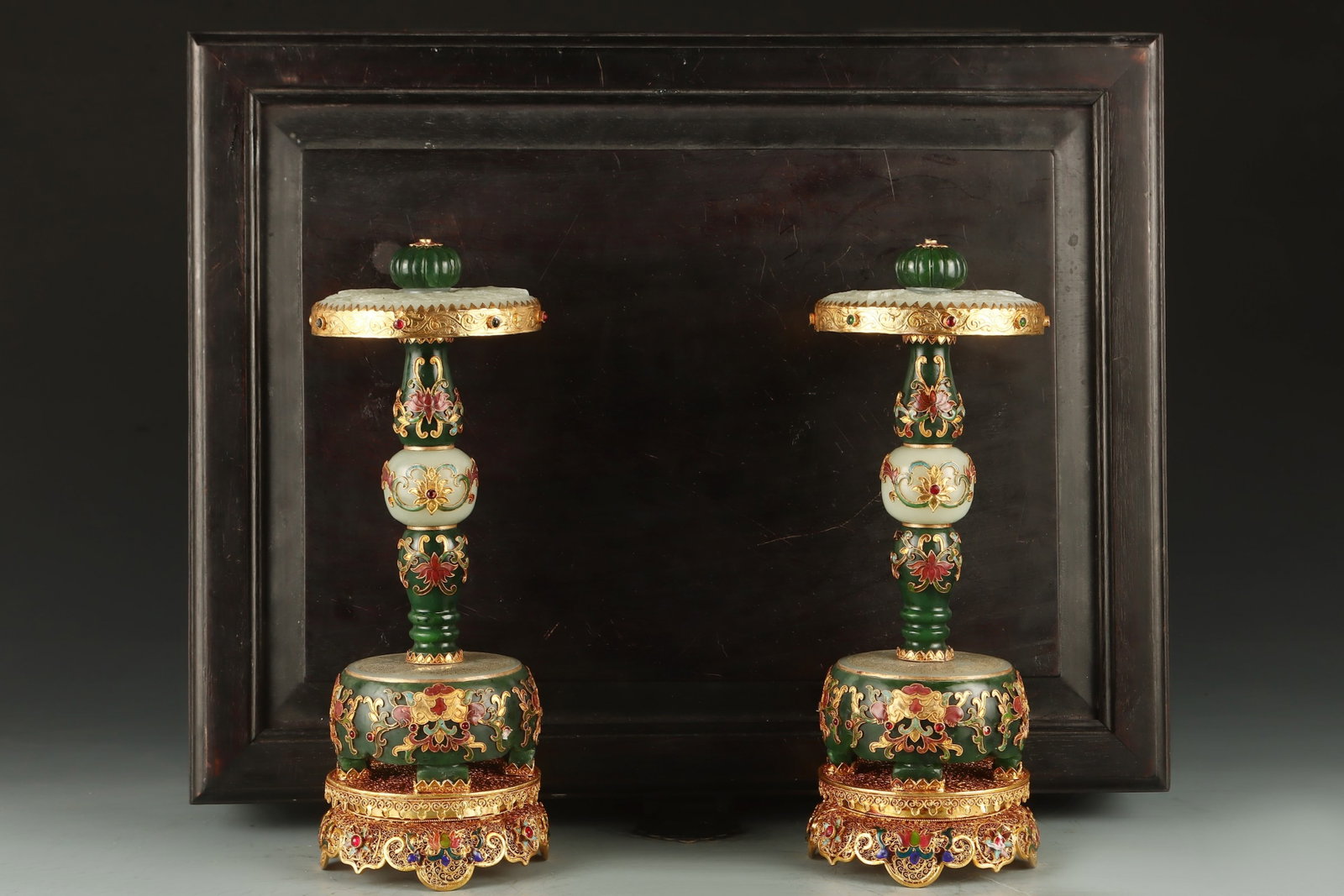 A Pair of Exquisite Filigree and Gilding Inlaid Jasper Lotus Pattern Hatstands,Inlaid Gems: A Pair of Exquisite Filigree and Gilding Inlaid Jasper Lotus Pattern Hatstands,Inlaid Gems,Qing Dynasty,China,Qianlong Four-character Mark,Size:11.8inx3.9in,Weight:2720g