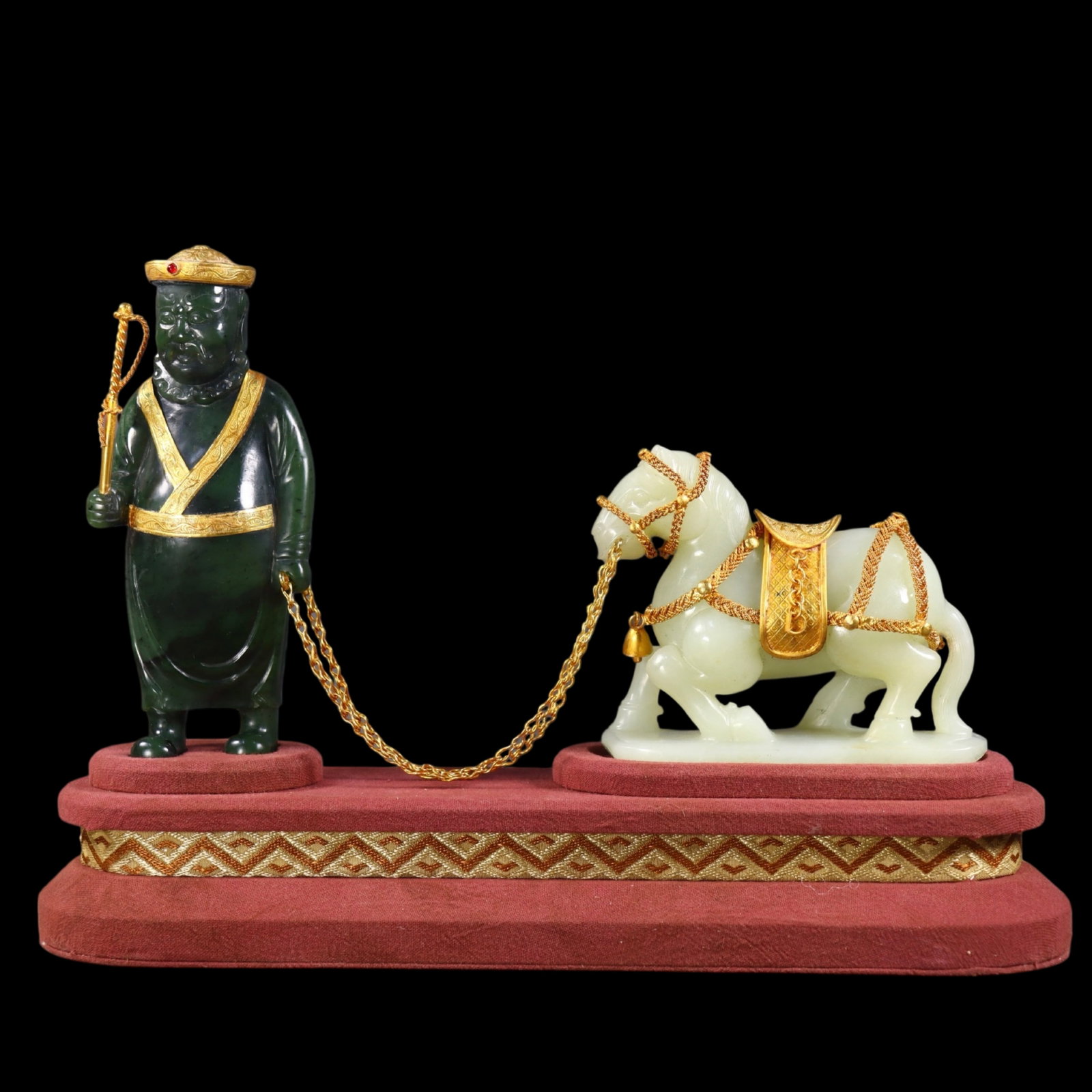 An Exquisite Jasper Cover with Gold Figure,with White Jade Cover with Gold Horse Ornament,with poem: An Exquisite Jasper Cover with Gold Figure,with White Jade Cover with Gold Horse Ornament,with poem,Qing Dynasty,China,Size:(Figure)5.9inx2.6inx1.6in,(Horse)3.9inx4.3inx1.6in,Weight:877g