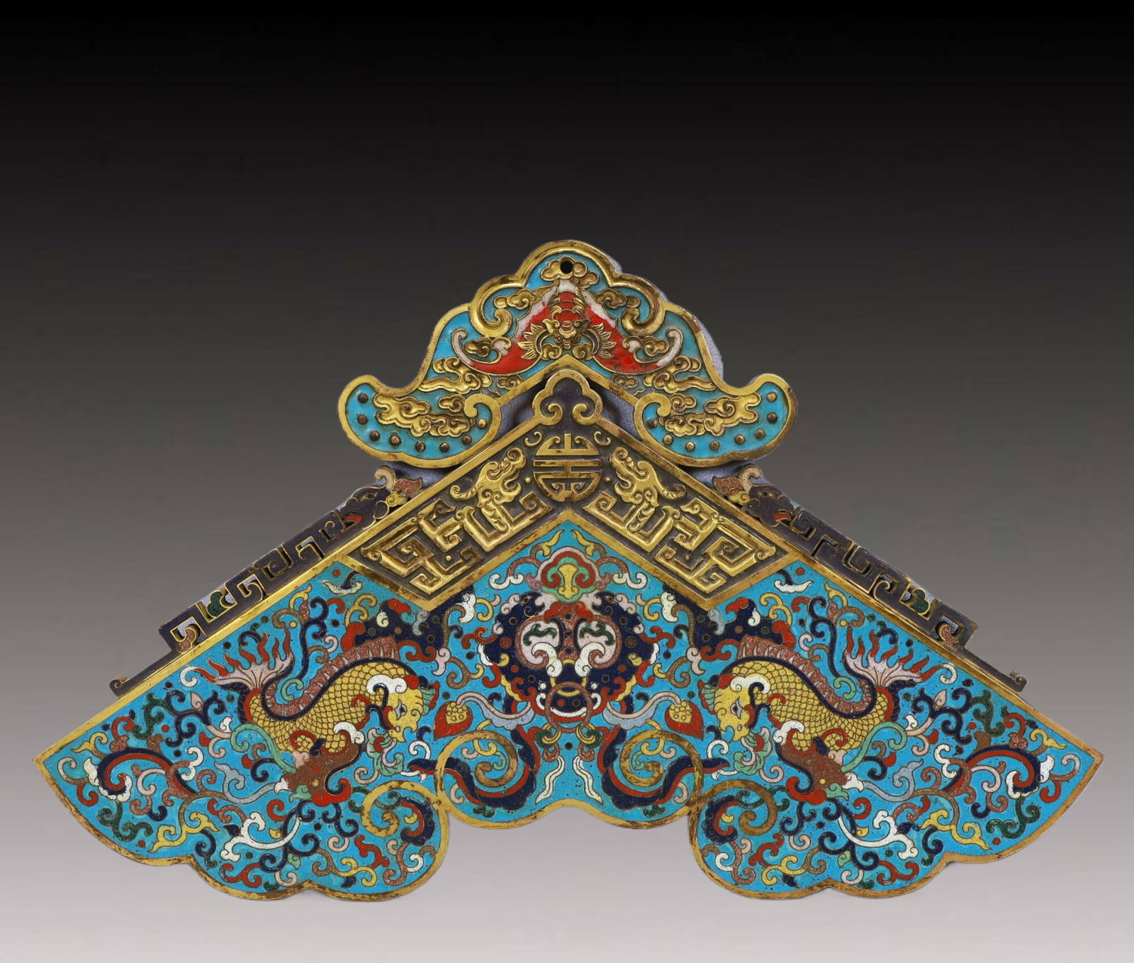 A Rare Cloisonne Dragon Pattern Pendant: A Rare Cloisonne Dragon Pattern Pendant,Qing Dynasty,China,Qianlong Four-character Mark,Size:14.2inx10in,Weight:3300g 景泰蓝龙纹挂件,中国清&