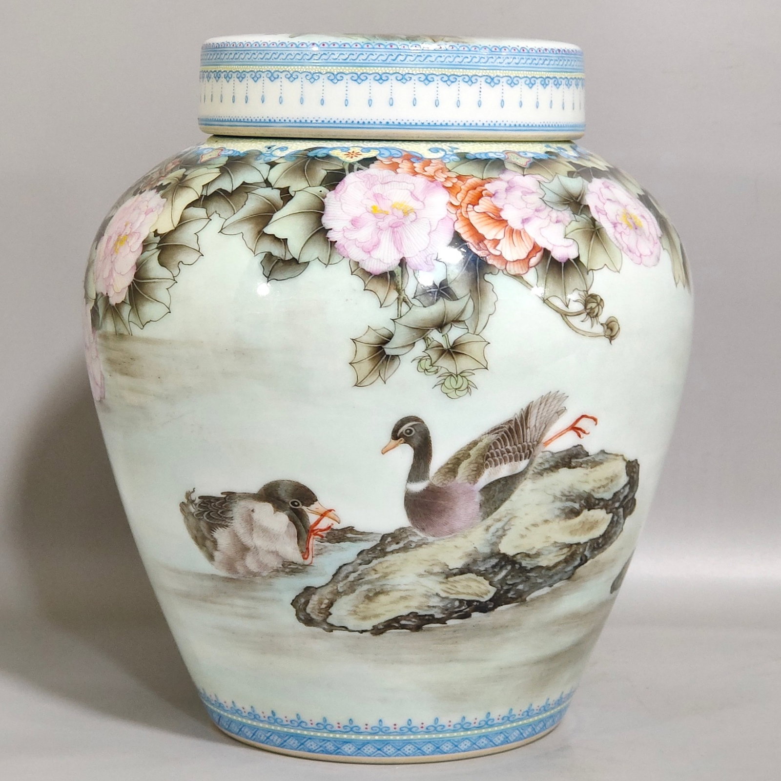 An Exquisite Enamel Flower and Bird Pattern Tea Caddy,with poem: An Exquisite Enamel Flower and Bird Pattern Tea Caddy,with poem,Qing Dynasty,China,Qianlong Four-character Mark,Size:7.7inx6.3in 珐琅彩花鸟纹茶叶罐