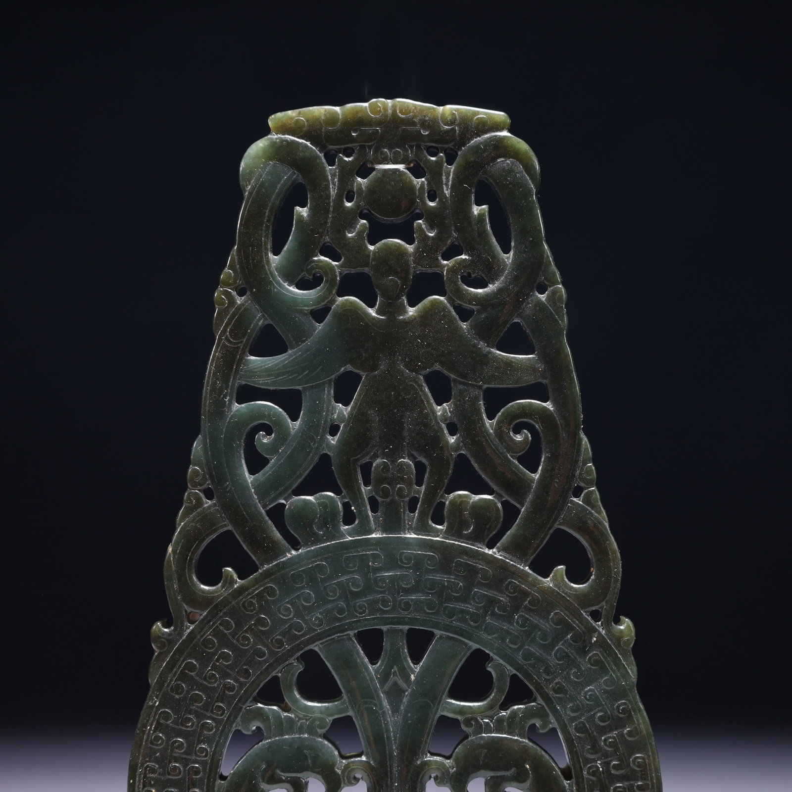 An Exquisite Jasper Figure Pattern Pendant - 2