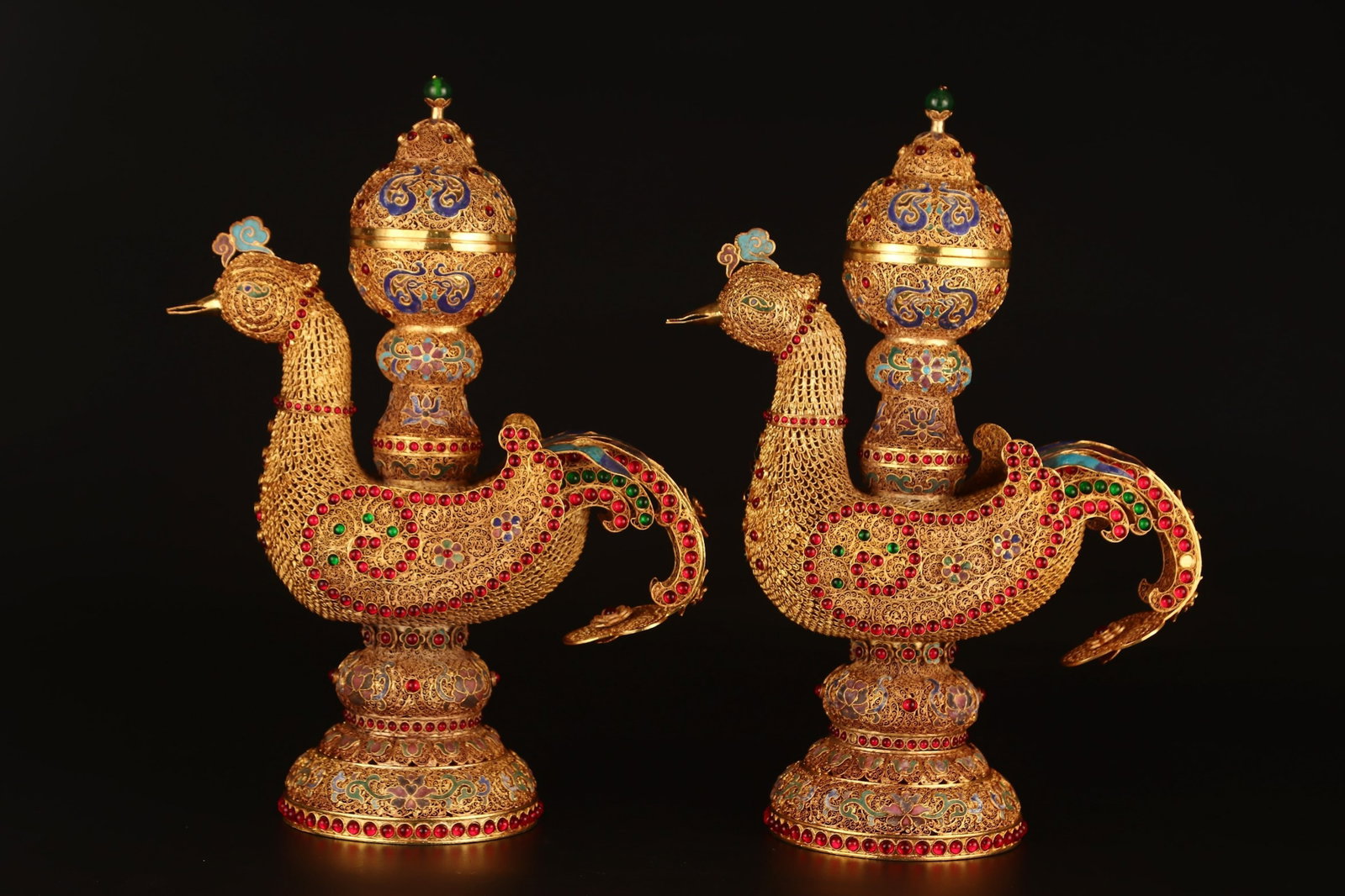A Pair of Exquisite Filigree and Gilding Phoenix Ornaments,Inlaid Gems: A Pair of Exquisite Filigree and Gilding Phoenix Ornaments,Inlaid Gems,Qing Dynasty,China,Qianlong Four-character Mark,Size:14.2inx9.1in,Weight:2573g 一对花丝鎏金&#