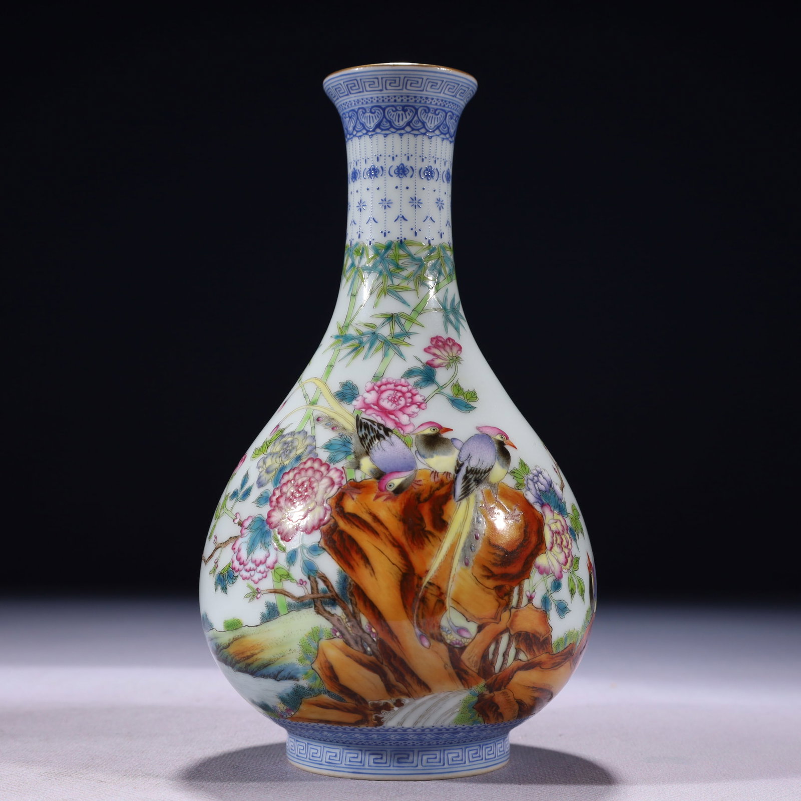 An Exquisite Famille-Rose Painted Gold Flower and Bird Pattern Vase,with poem: An Exquisite Famille-Rose Painted Gold Flower and Bird Pattern Vase,with poem,Qing Dynasty,China,Qianlong Six-character Mark,Size:3.9inx7.5in,Weight:750g