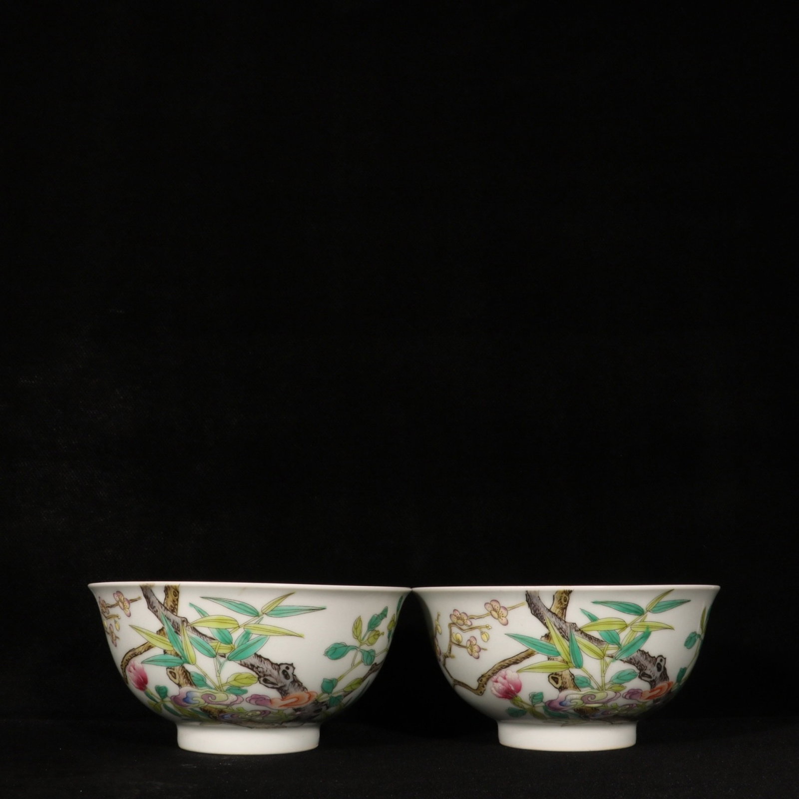 A Pair of Exquisite Enamel Flower Pattern Bowls: A Pair of Exquisite Enamel Flower Pattern Bowls,Qing Dynasty,China,Yongzheng Four-character Mark,Size:3inx5.9in 一对珐琅彩花卉纹碗,中国