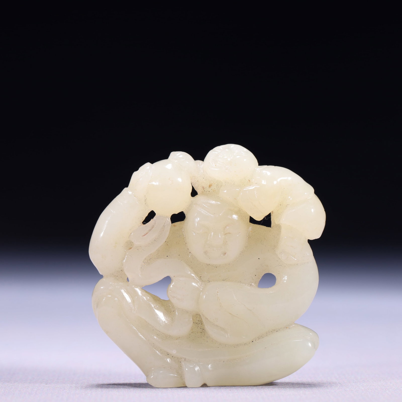 An Exquisite White Jade Figure Ornament: An Exquisite White Jade Figure Ornament,Qing Dynasty,China,Size:2inx0.4inx1.9in,Weight:45g 白玉人物摆件,中国清代
