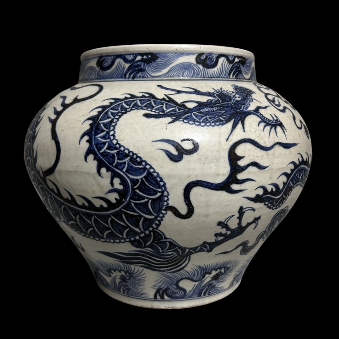 An Exquisite Blue and White Auspicious Cloud and Dragon Pattern Jar (1 of 7)