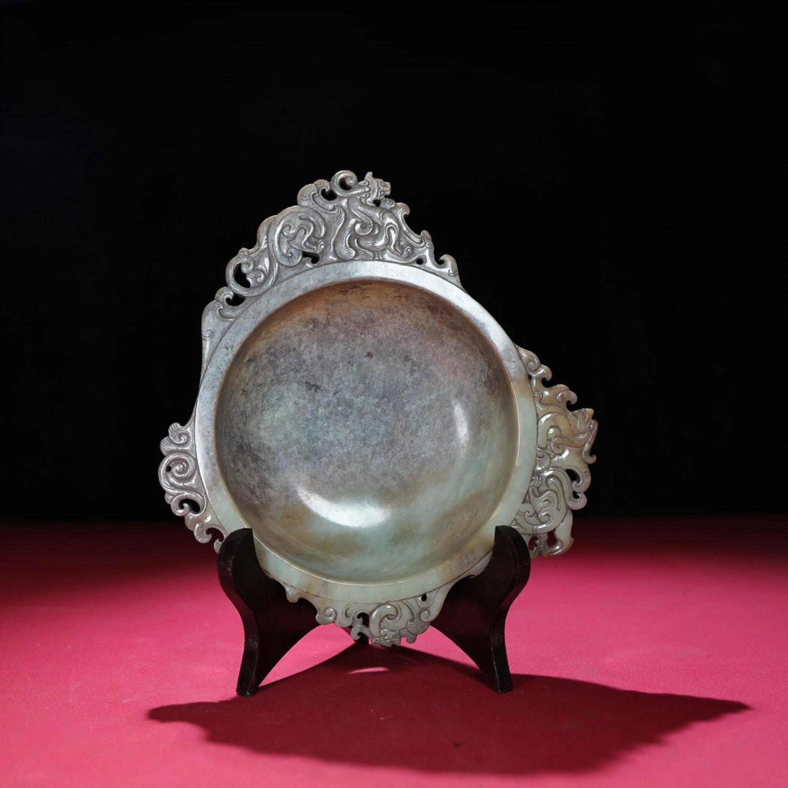 An Exquisite White Jade Chi-Dragon Pattern Bowl: An Exquisite White Jade Chi-Dragon Pattern Bowl,Qing Dynasty,China,Size:7.8inx7.2inx2in,Weight:399g 白玉螭龙纹碗,中国清代