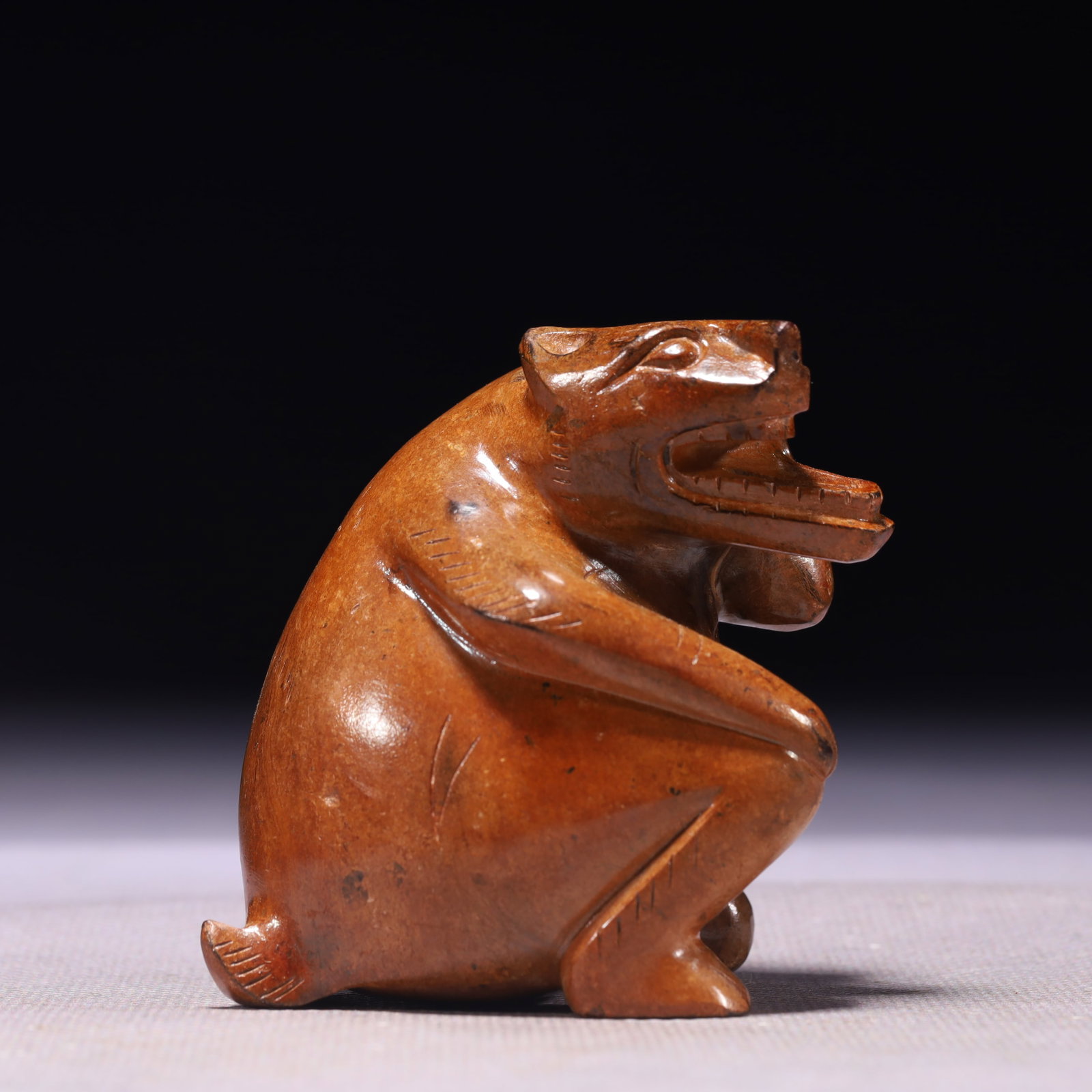An Exquisite Archaic Jade Bear Ornament: An Exquisite Archaic Jade Bear Ornament,Ancient Time,China,Size:2inx1.6inx2.4in,Weight:243g 高古玉熊摆件,中国远古时期