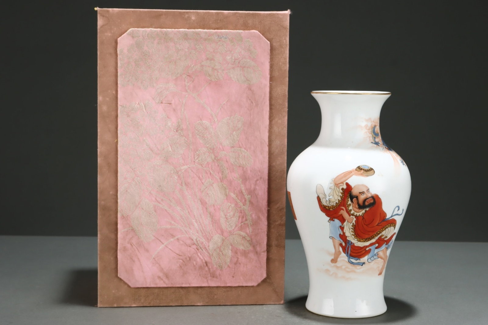 An Exquisite Famille-Rose Painted Gold Character and Story Pattern Vase,with poem: An Exquisite Famille-Rose Painted Gold Character and Story Pattern Vase,with poem,Qing Dynasty,China,Qianlong Six-character Mark,Size:8.9inx4.9in 粉彩描金人物ਠ
