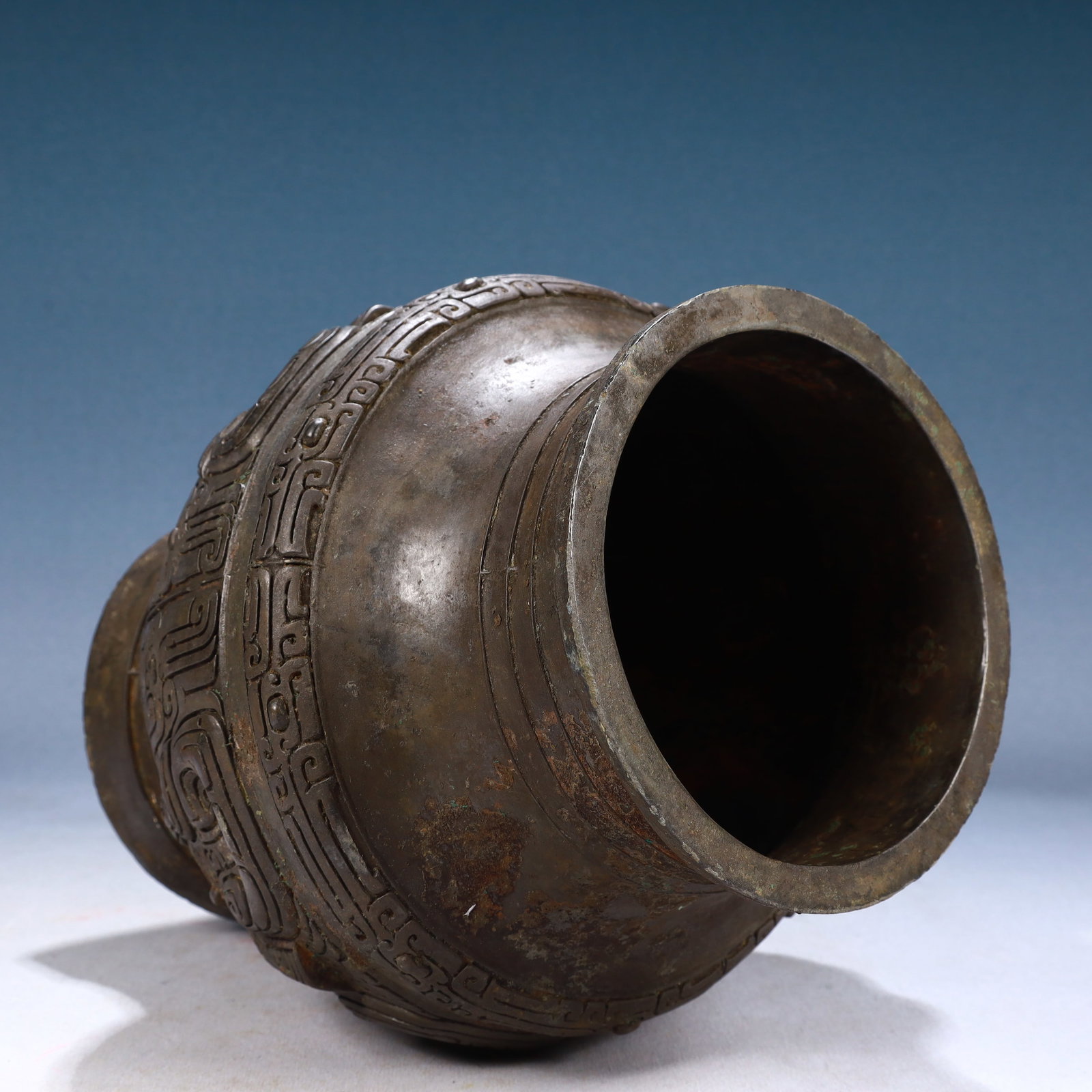 An Archaic Bronze Beast-Face Pattern Jar - 9