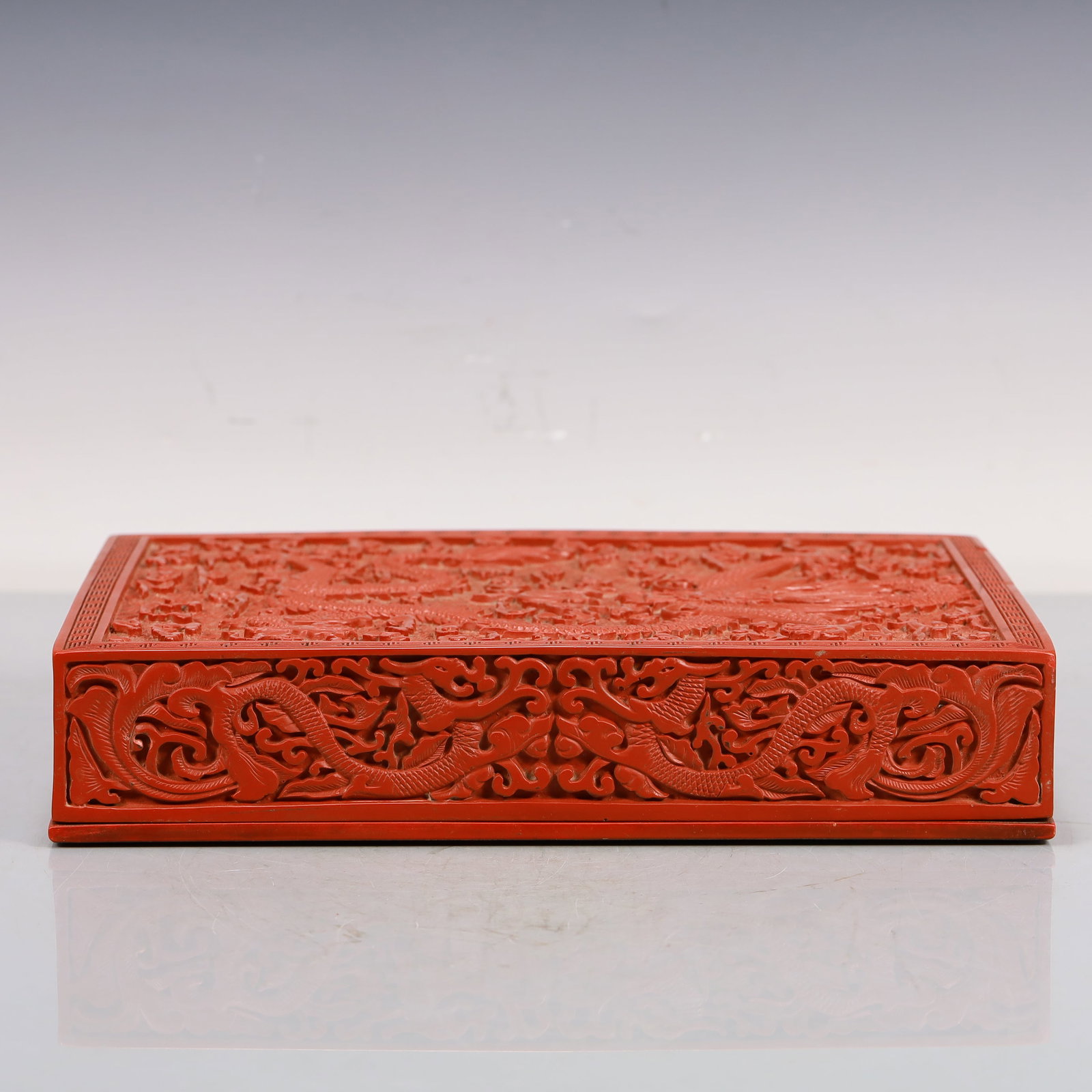 A Craved Red Lacquer Auspicious Cloud and Dragon Pattern Box - 7