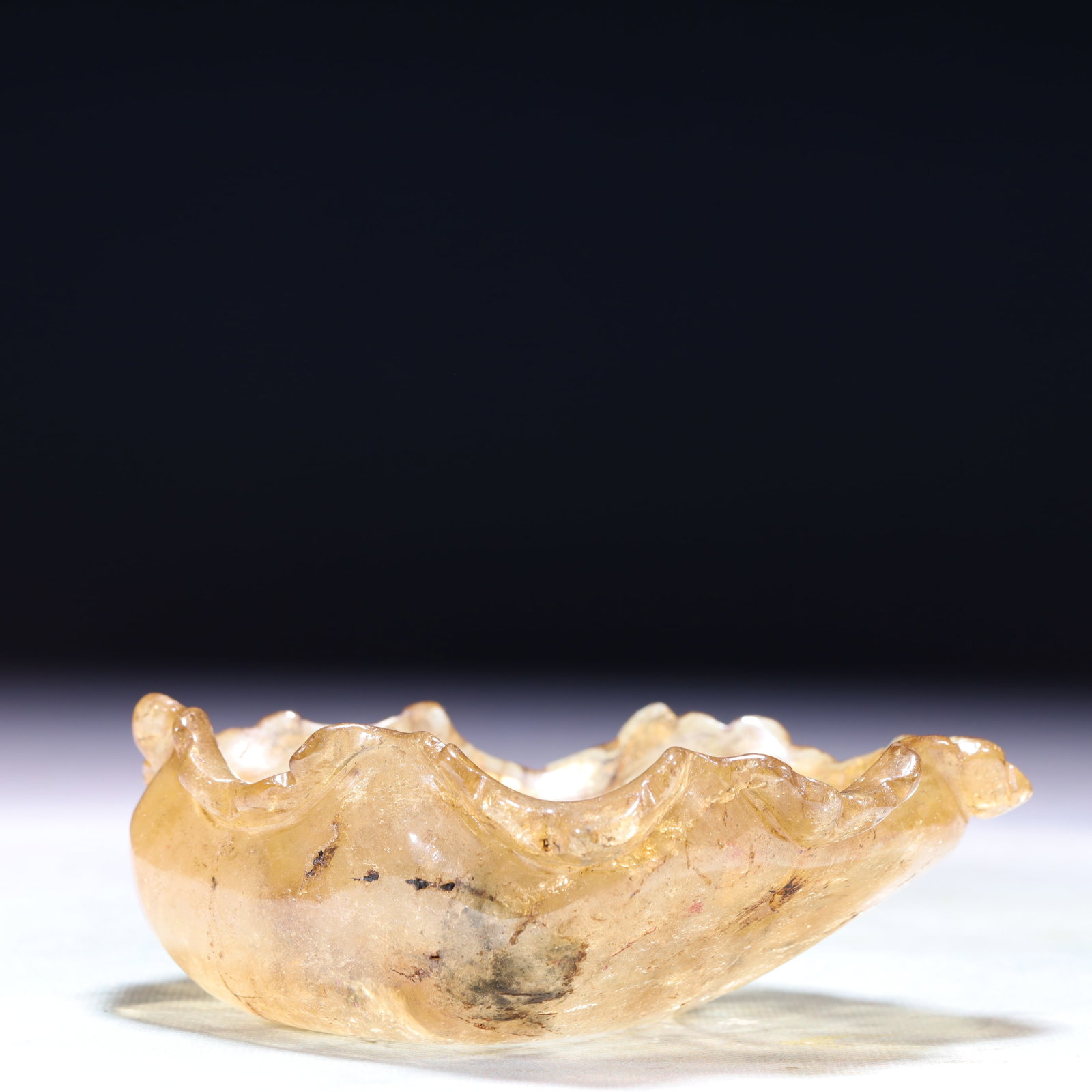 An Exquisite Crystal Brush Washer: An Exquisite Crystal Brush Washer,Qing Dynasty,China,Size:4.9inx4.1inx1.6in,Weight:343.6g 水晶笔洗,中国清代