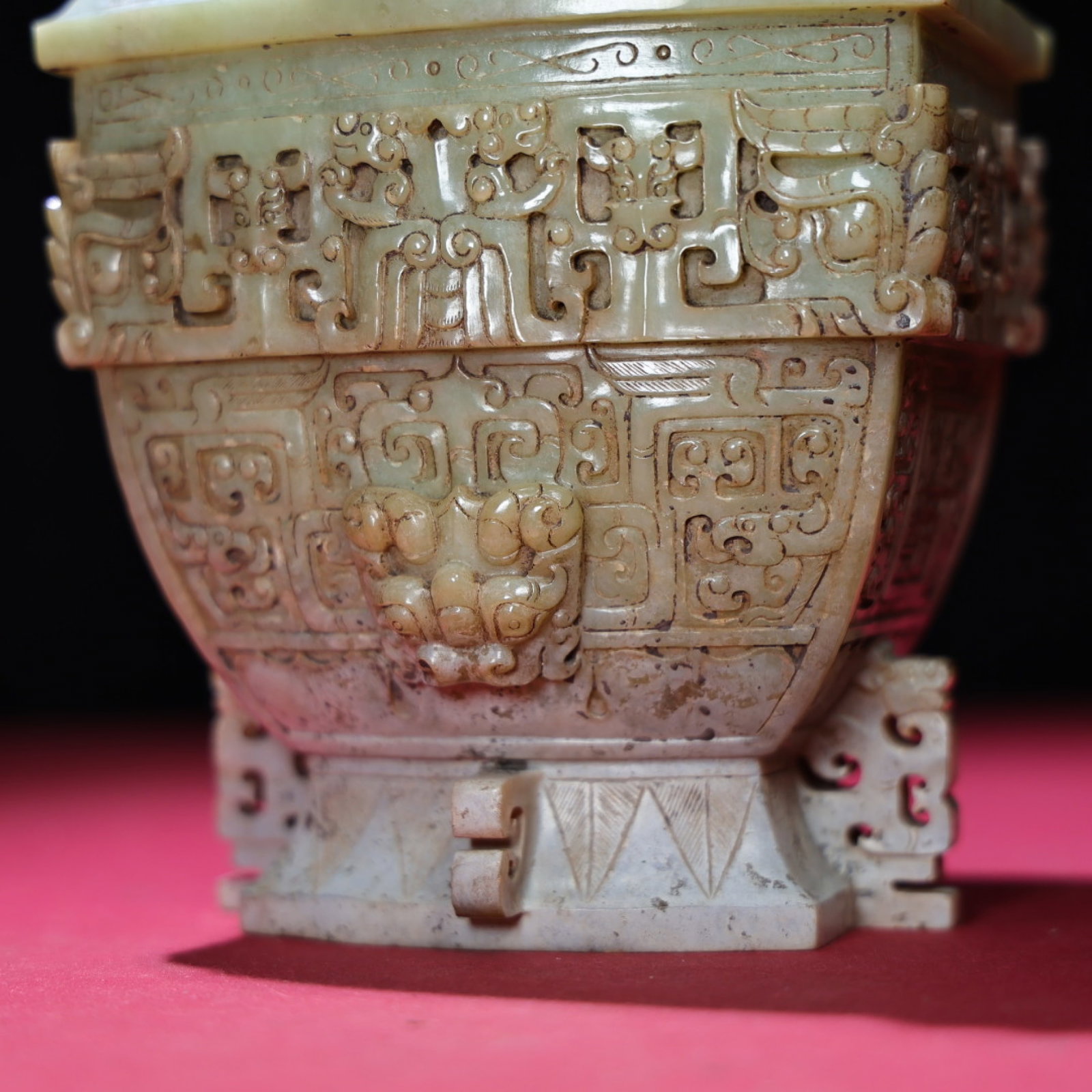 An Exquisite White Jade Beast-Face Pattern Double-Ears Bottle - 8