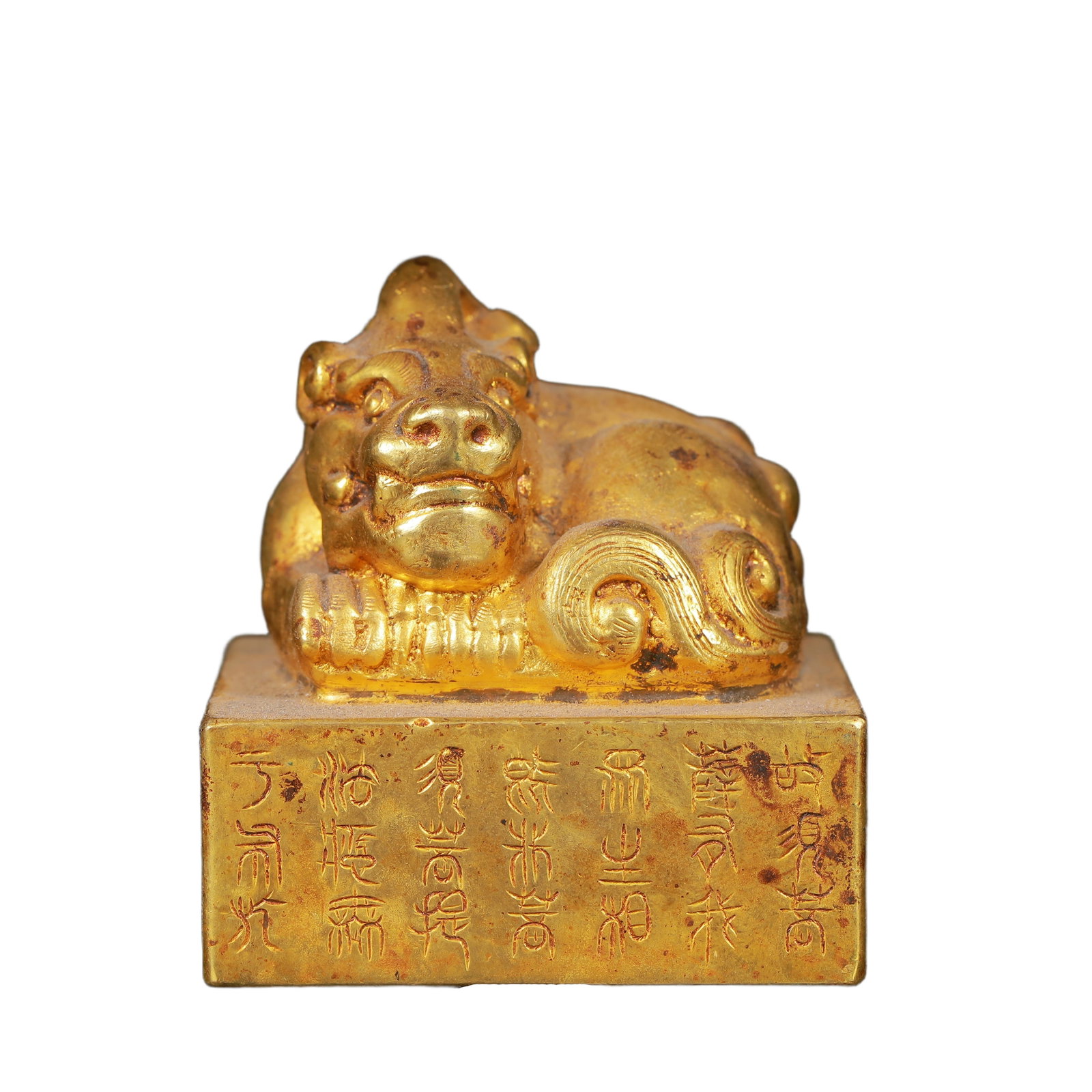 An Exquisite Gilt Bronze Auspicious Beast Seal,with Poem: An Exquisite Gilt Bronze Auspicious Beast Seal,with Poem,Qing Dynasty,China,Size:2inx2.4in,Weight:691g