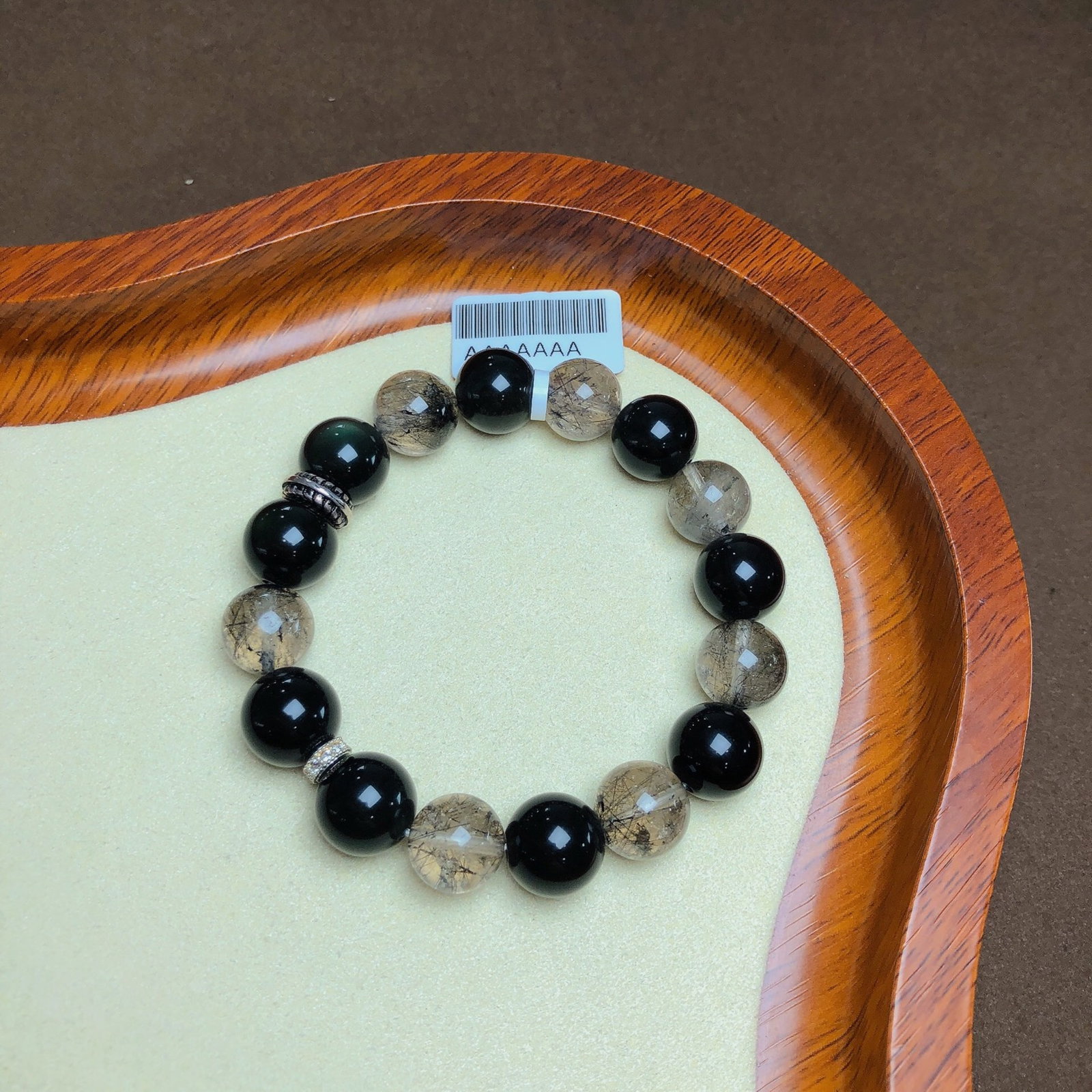 An Exquisite Crystal Bracelet: An Exquisite Crystal Bracelet,Size:0.5in,Weight:36.5g 水晶手串
