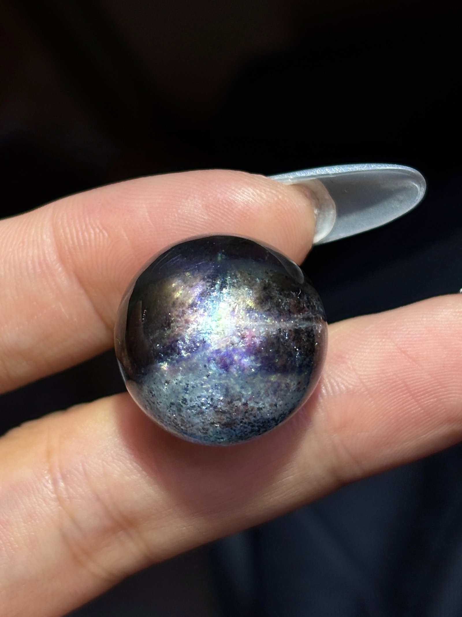 An Exquisite Aquamarine Bead: An Exquisite Aquamarine Bead,Size:0.8in,Weight:13.2g 海蓝宝珠子