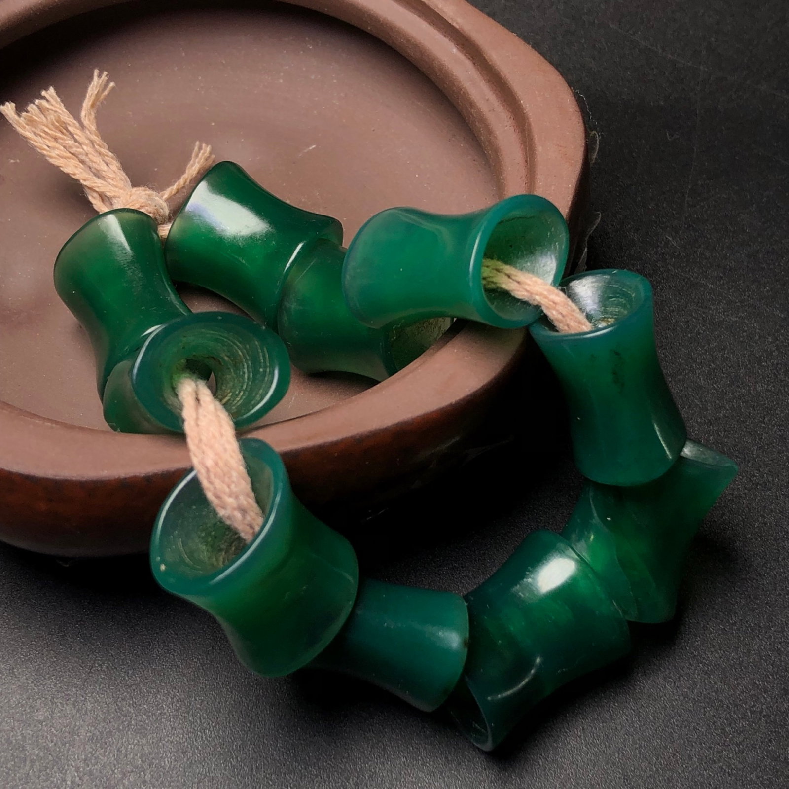 An Exquisite Agate Bracelet - 3