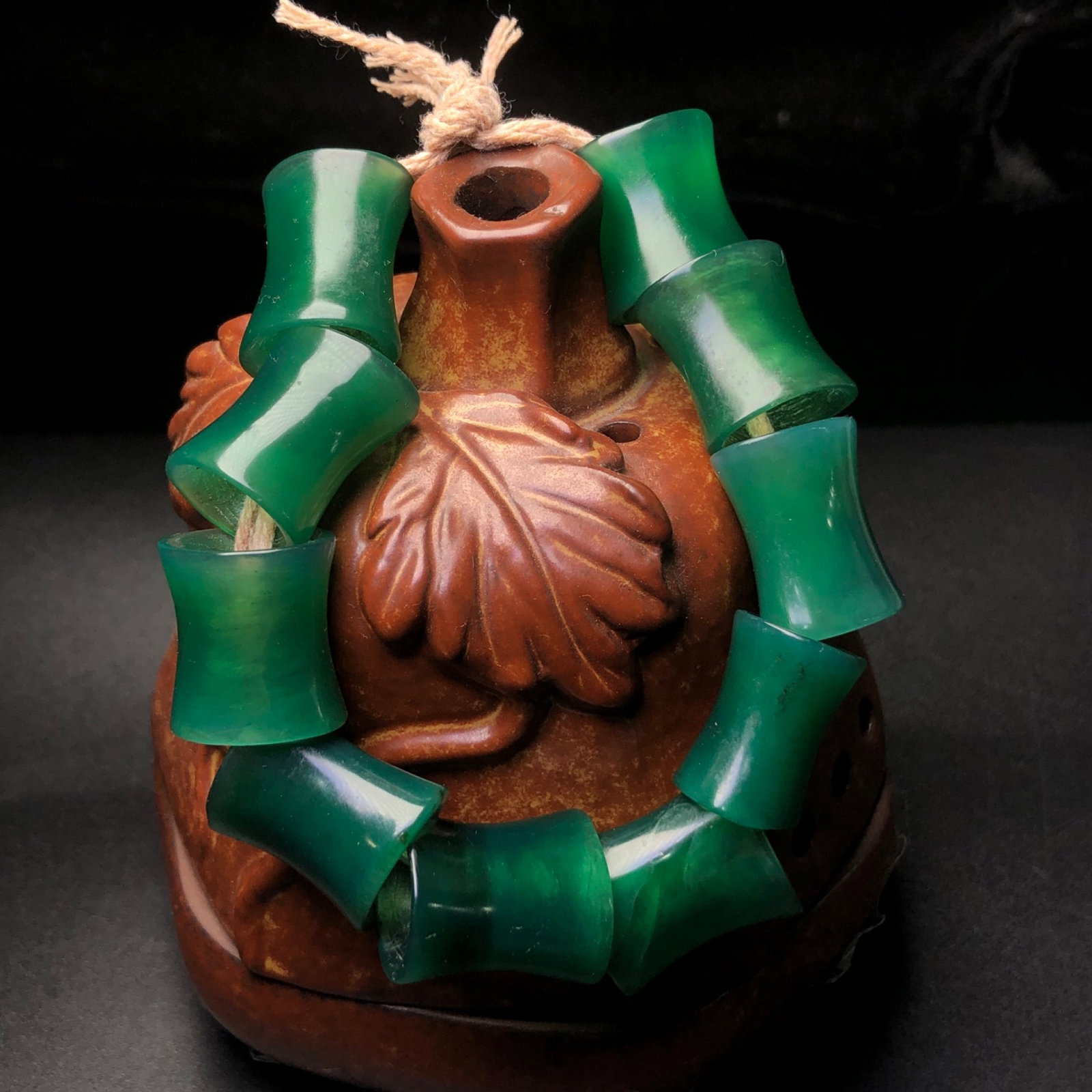 An Exquisite Agate Bracelet - 6
