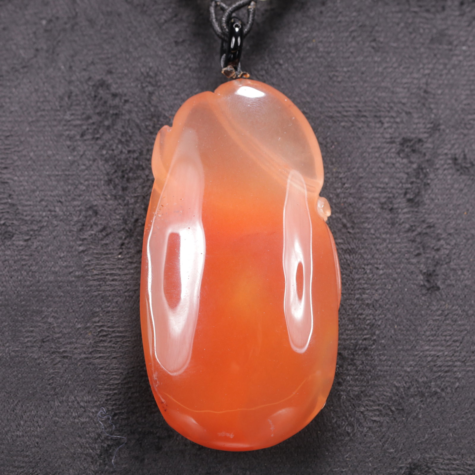 An Exquisite Crystal Figure Pattern Pendant - 2