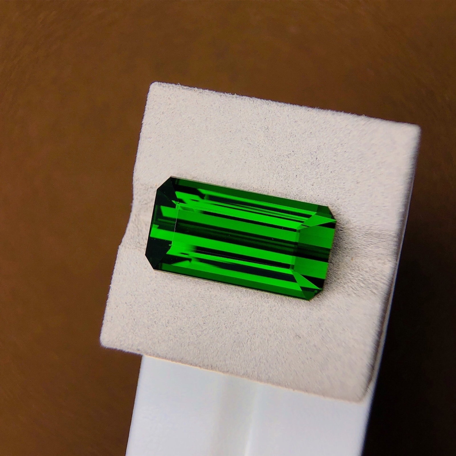 16.11Ctw Natural Tourmaline Loose: 16.11Ctw Natural Tourmaline Loose,Size:0.8inx0.4inx0.3in 16.11Ctw??????