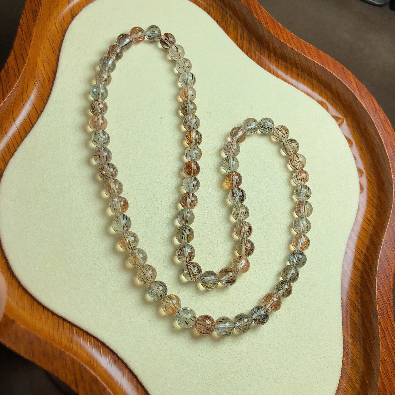 An Exquisite A Set of Crystal Jewelry: An Exquisite A Set of Crystal Jewelry,Size:0.3in,Weight:77.7g 一套水晶首饰