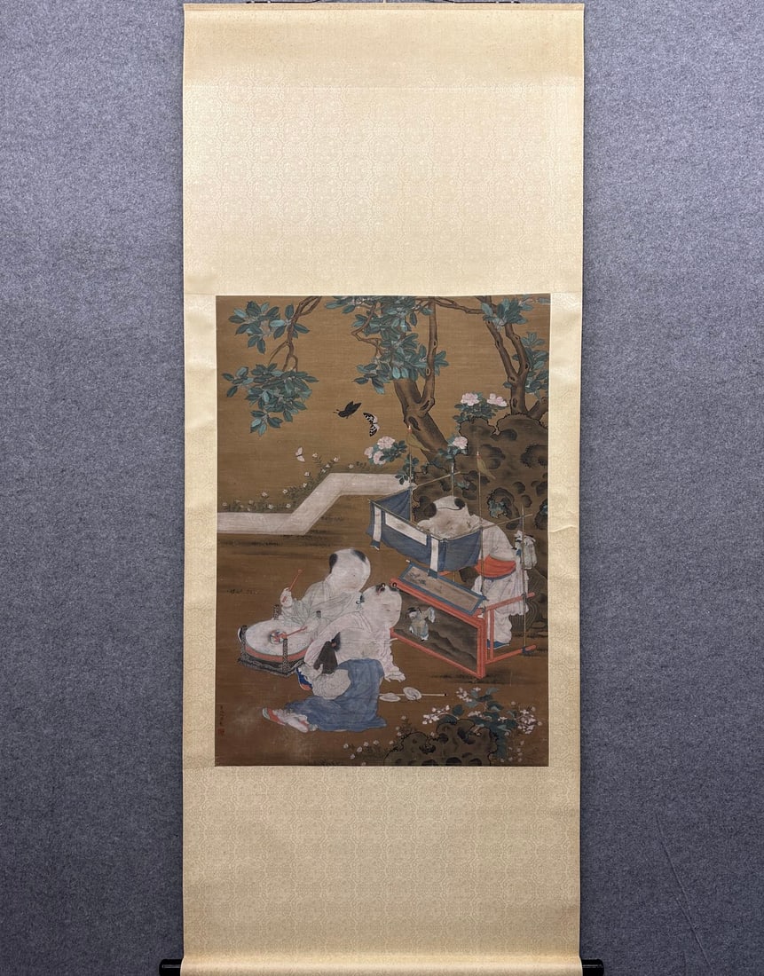 A Chinese Vertical Scroll Ink Painting of Character and Story on Silk: A Chinese Vertical Scroll Ink Painting of Character and Story on Silk,Chou Ying,Size:40.9inx28.7in 一幅中国水墨绢本人物故事Ĭ