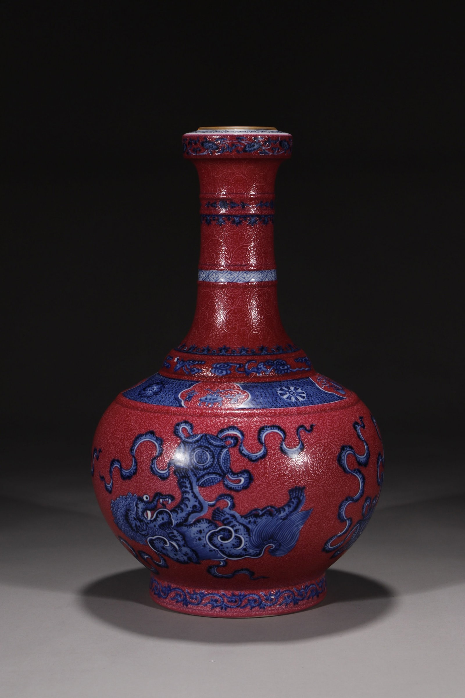 A Rare Blue and White Ruby Red-Glazed Painted Gold Lion Pattern Vase: A Rare Blue and White Ruby Red-Glazed Painted Gold Lion Pattern Vase,Qing Dynasty,China,Qianlong Six-character Mark,Size:13.4in