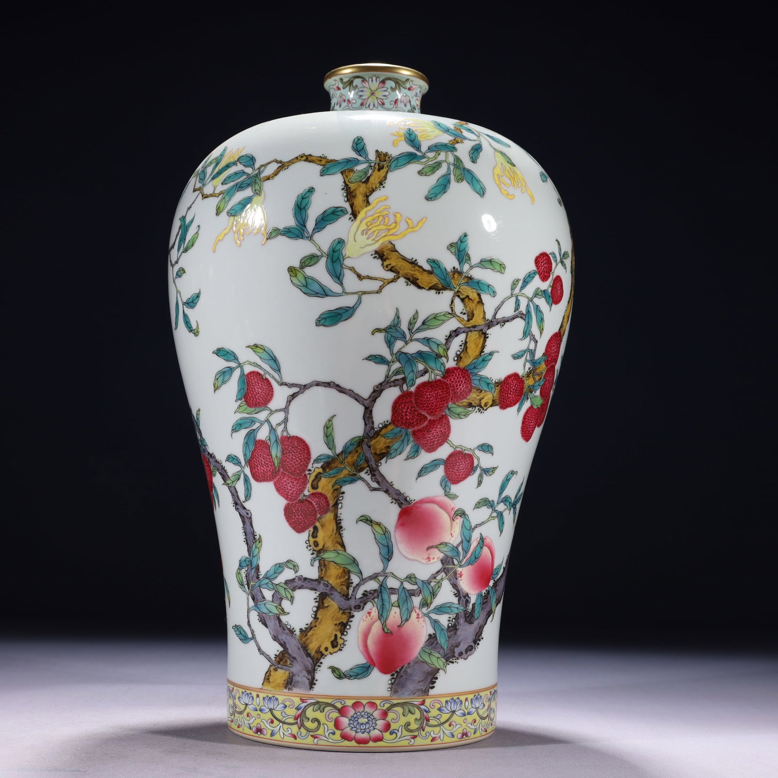 An Exquisite Famille-Rose Painted Gold Flower and Fruit Pattern Vase: An Exquisite Famille-Rose Painted Gold Flower and Fruit Pattern Vase,Qing Dynasty,China,Yongzheng Six-character Mark,Size:7.1inx13.8in,Weight:3200g