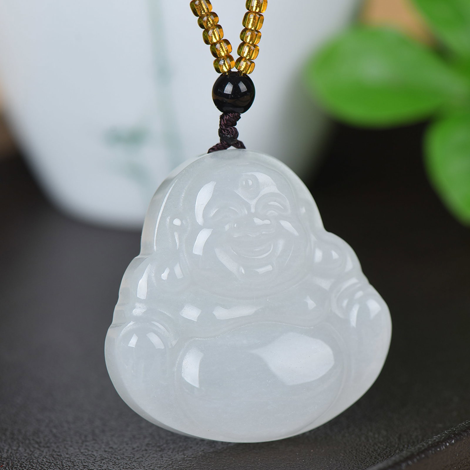 An Exquisite Jadeite Buddha Statue Necklace: An Exquisite Jadeite Buddha Statue Necklace,Size:39mmx40mm 翡翠佛像项链