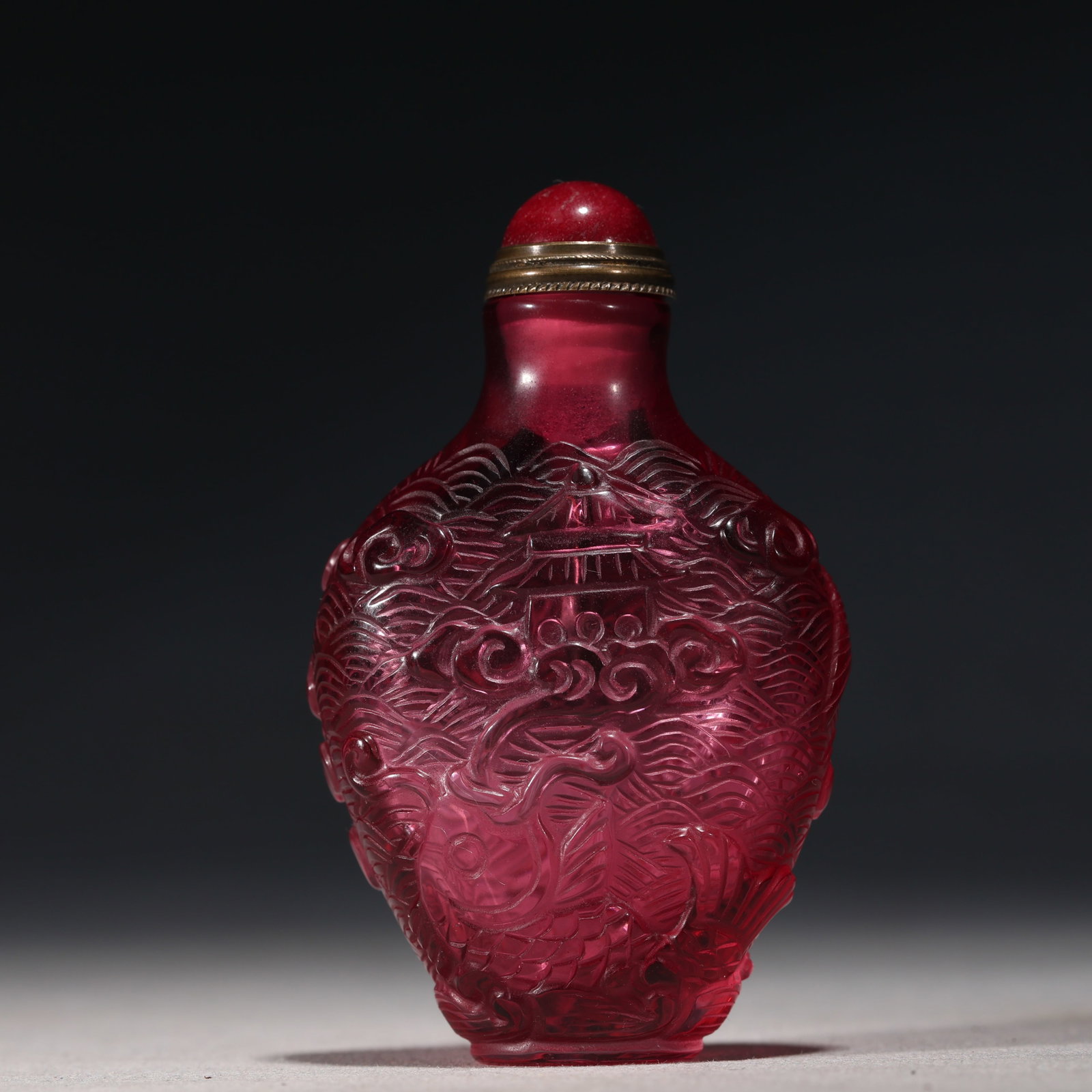 An Exquisite Pink Glass Sea Water Fish Pattern Snuff Bottle: An Exquisite Pink Glass Sea Water Fish Pattern Snuff Bottle,Qing Dynasty, China,Qianlong Four-character Mark,Size:1.8in×0.8in×3in