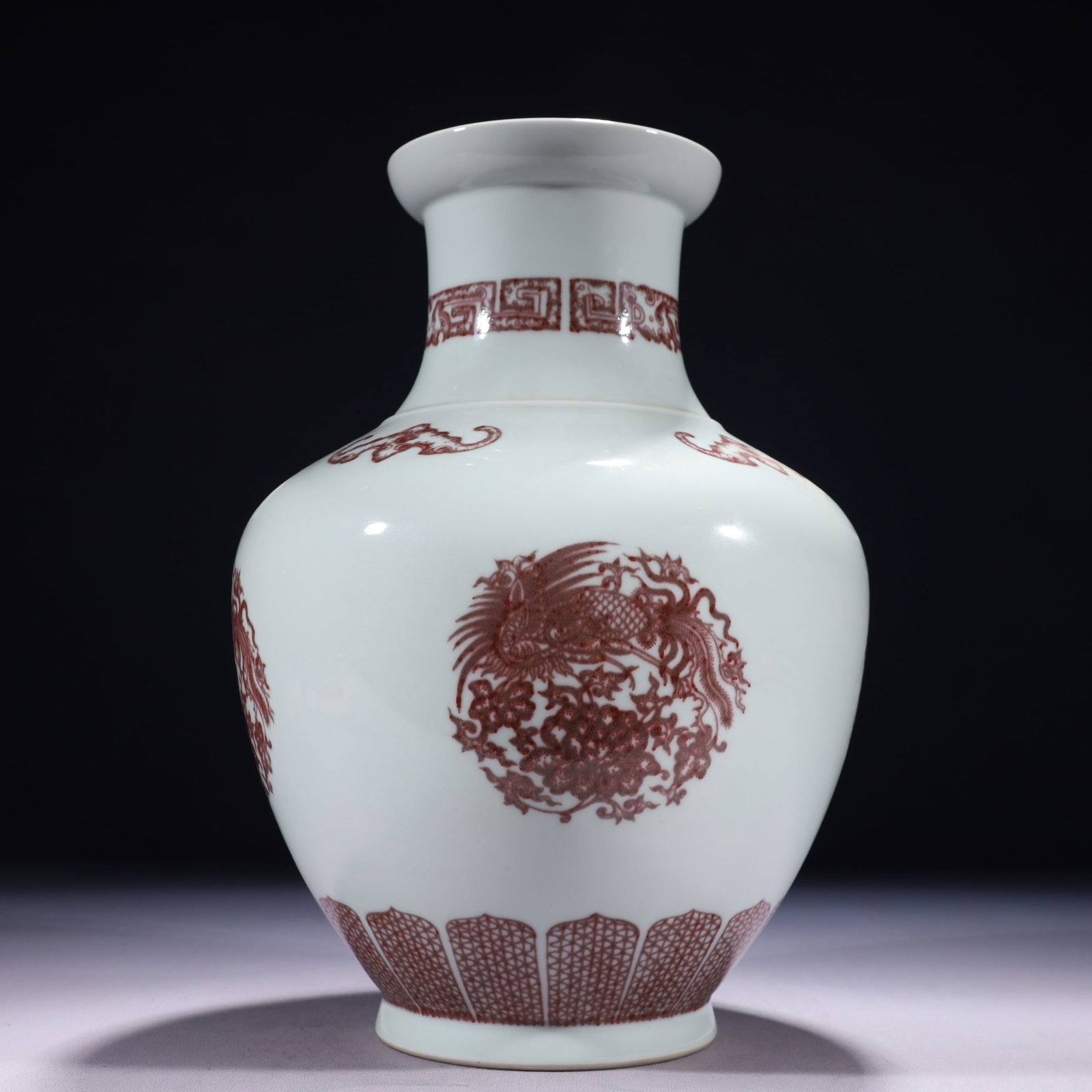 An Exquisite Underglaze-Red Phoenix Pattern Vase - 6