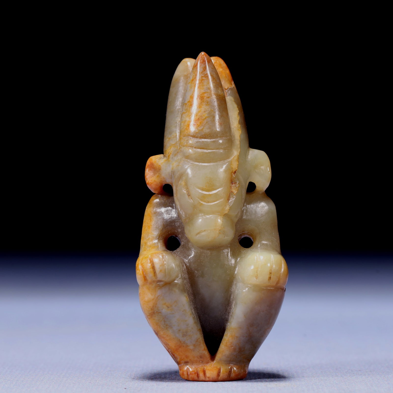An Archaic Hongshan Culture White Jade Figure Ornament: An Archaic Hongshan Culture White Jade Figure Ornament,Ancient Time,China,Size:1.2inx0.8inx3in,Weight:73g