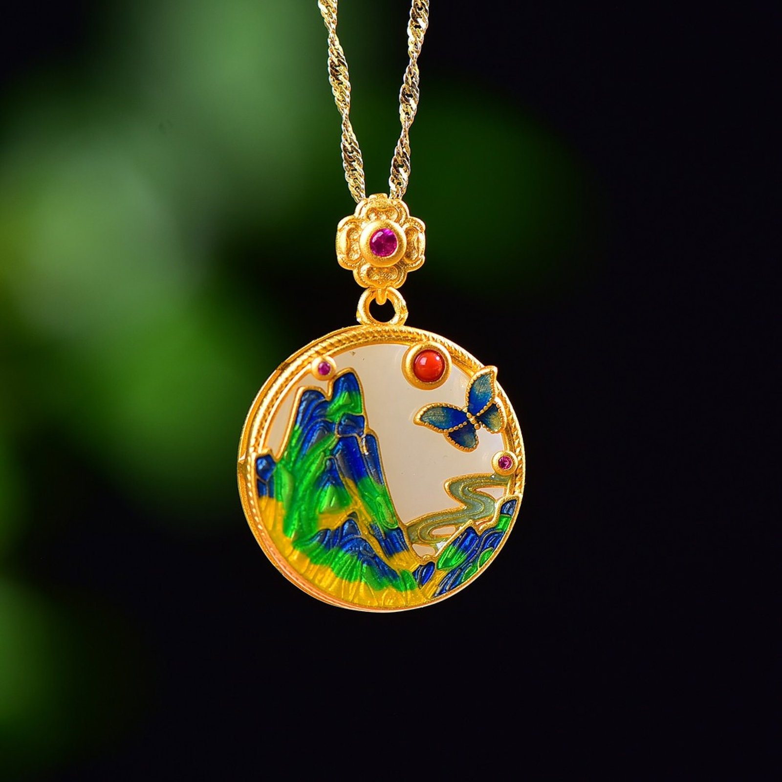 An Exquisite Sterling Silver-Gold Plated Inlaid White Jade Enamel Pendant: An Exquisite Sterling Silver-Gold Plated Inlaid White Jade Enamel Pendant,Size:18mmx18mm 纯银镀金镶白玉珐琅吊坠