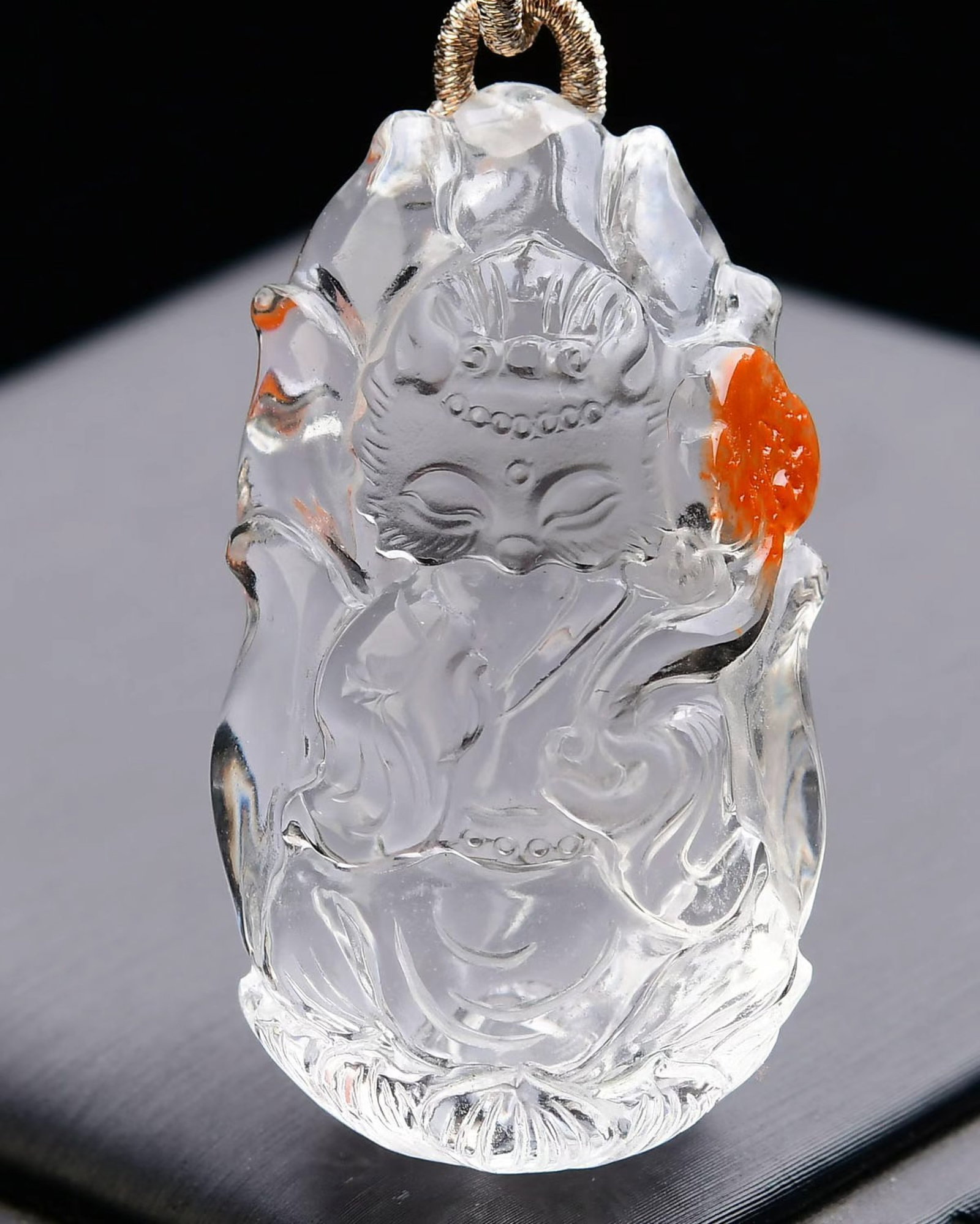 An Exquisite Crystal Nine-Tailed Fox Pendant: An Exquisite Crystal Nine-Tailed Fox Pendant,Size:46mmx25mmx19mm,Weight:38.9g 水晶九尾狐吊坠