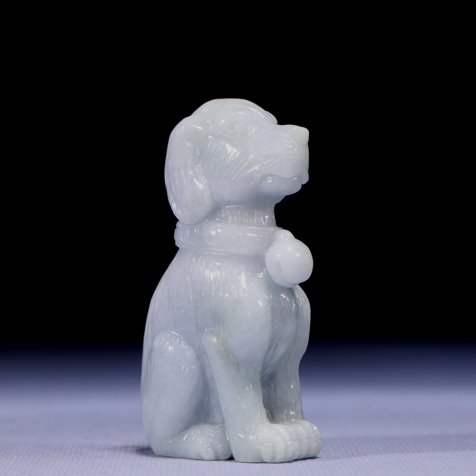 An Exquisite Jadeite Dog Pattern Ornament - 4