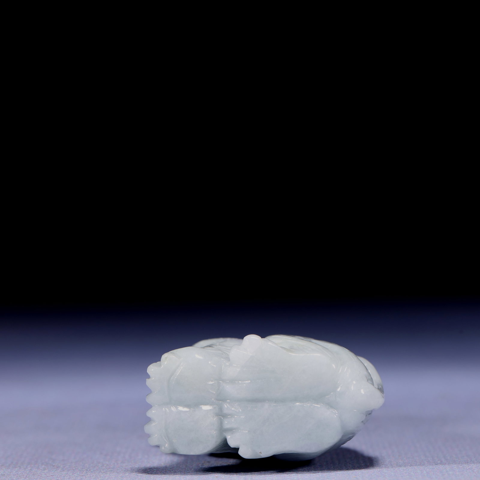 An Exquisite Jadeite Dog Pattern Ornament - 8