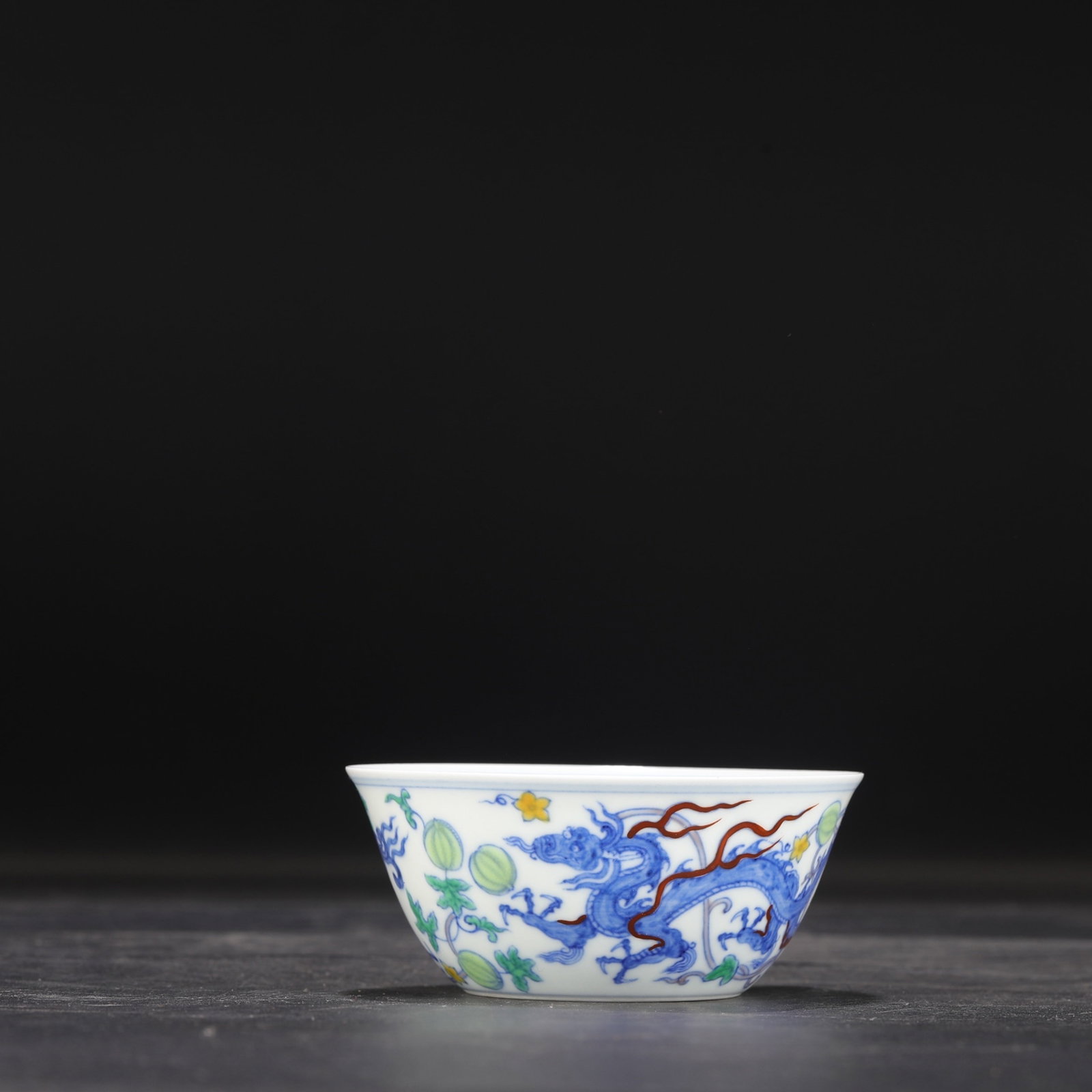 An Exquisite Doucai Dragon Pattern Cup - 2