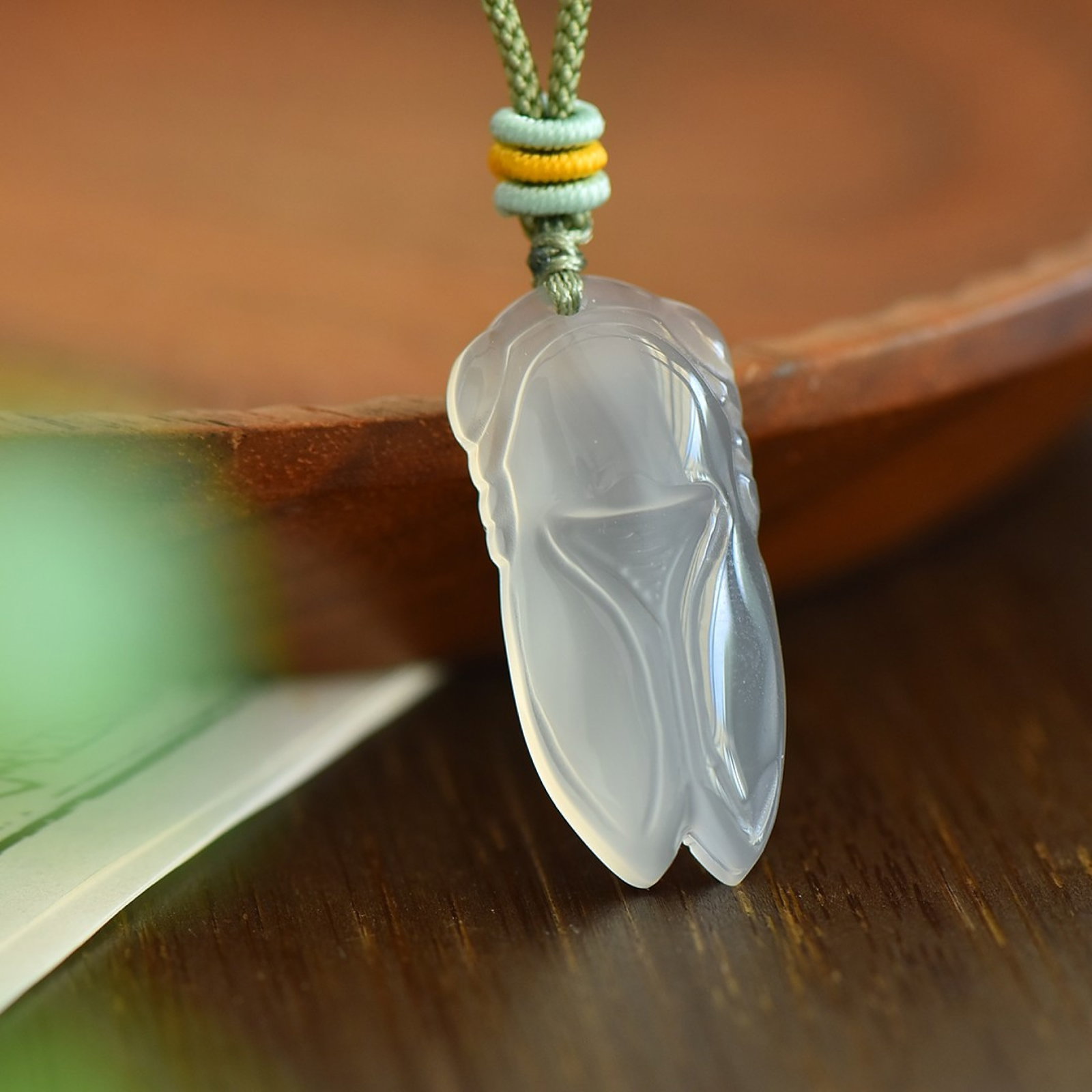 An Exquisite Cicada Pendant: An Exquisite Cicada Pendant,Size:17mmx36mm 【寓意】 财源滚滚 好运 蝉吊坠