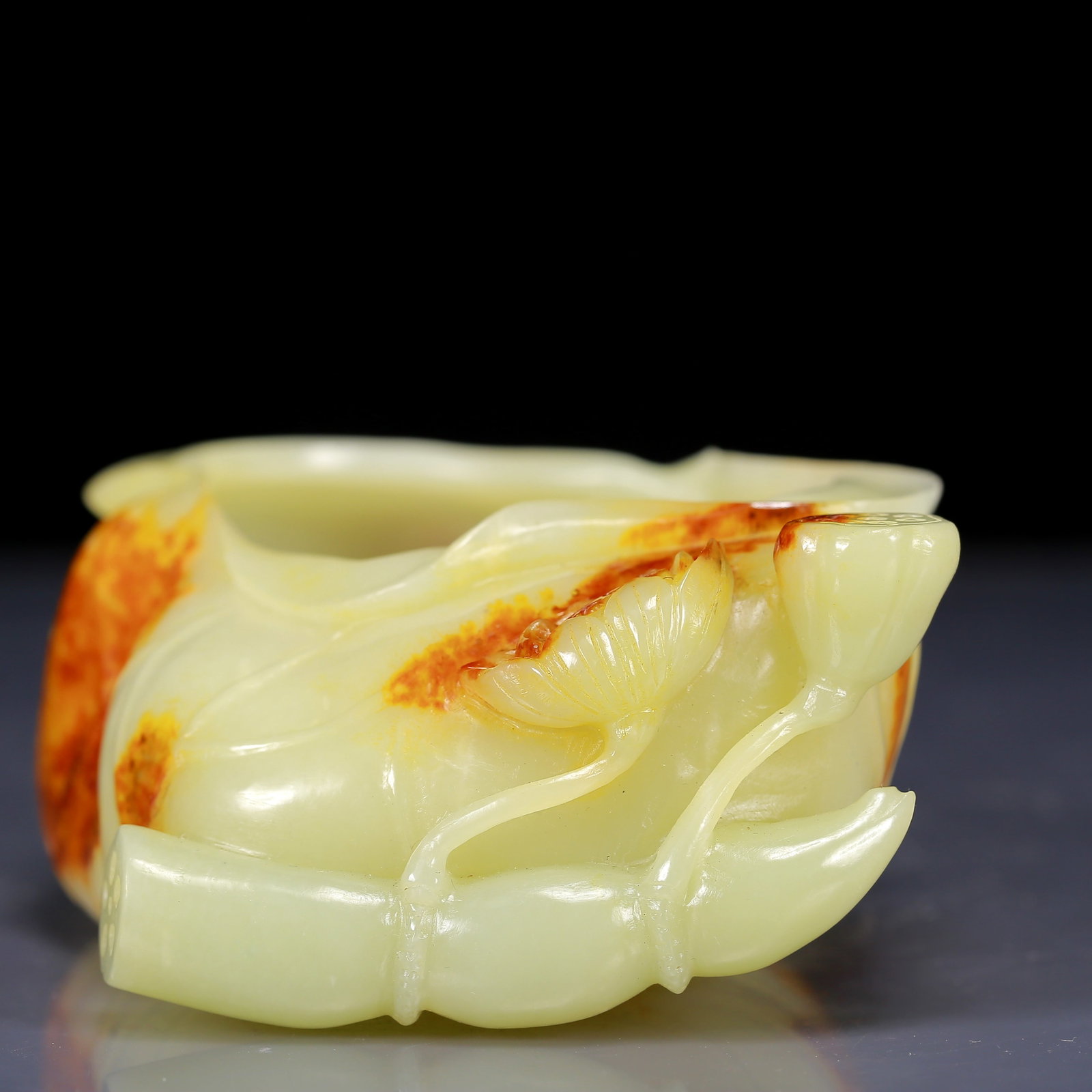 An Exquisite White Jade Lotus Root Pattern Brush Washer - 4