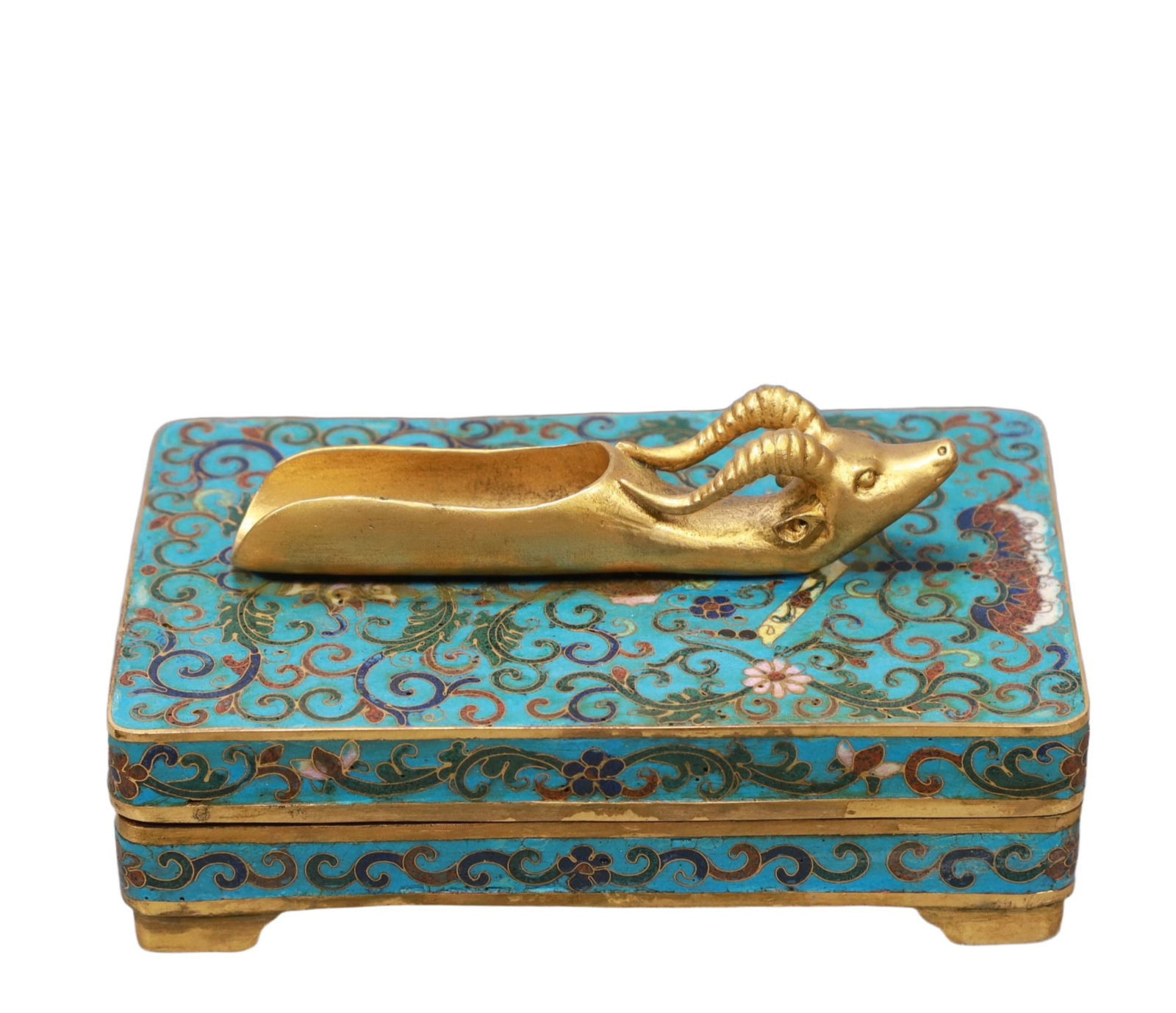 An Exquisite Cloisonne Inlaid Buffalo-Headed Lotus Pattern Inkstone: An Exquisite Cloisonne Inlaid Buffalo-Headed Lotus Pattern Inkstone,Qing Dynasty, China,Qianlong Four-character Mark,Size:6.3inx3.9inx2.6in,Weight:1350g 景泰蓝嵌牛头