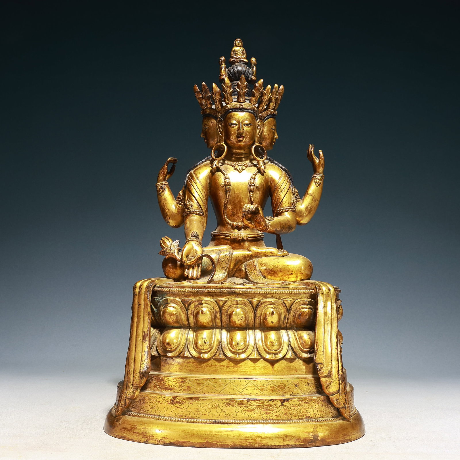 A Solemn Gilt Bronze Buddha Statue: A Solemn Gilt Bronze Buddha Statue,Ming Dynasty,China,Yongle Six-character Mark,Size:11.4inx9.1inx20.1in,Weight:12100g